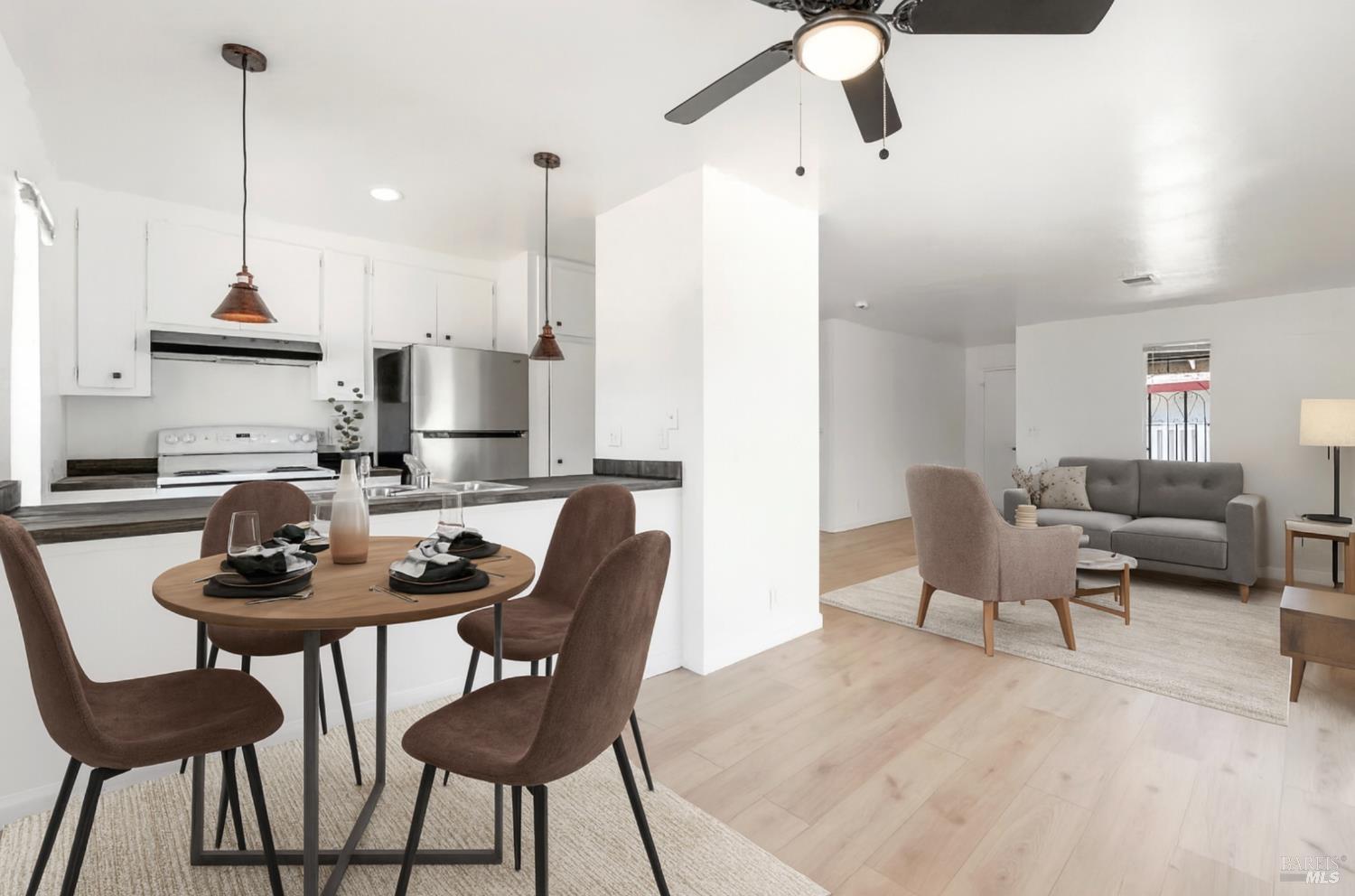 Front Image Thumbnail for BA325053859