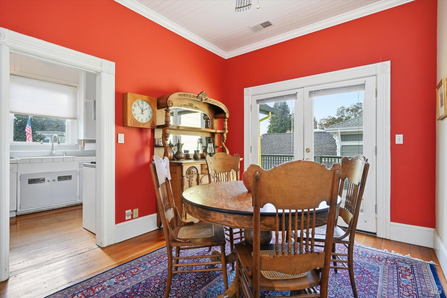 Detail Gallery Image 8 of 44 For 1421 Center St, Napa,  CA 94559 - 2 Beds | 2 Baths