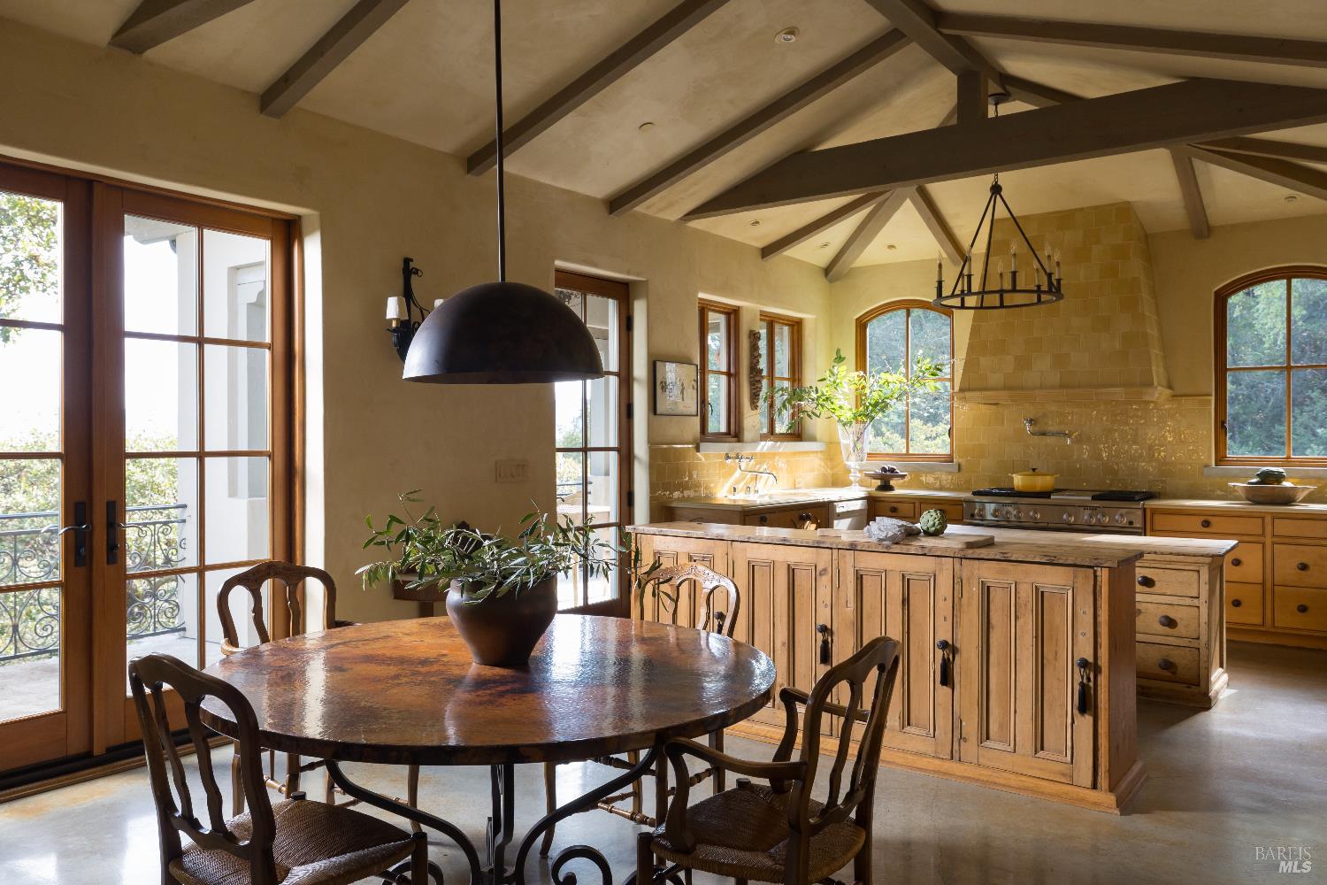 Detail Gallery Image 14 of 51 For 6640 Sonoma Mountain Rd, Santa Rosa,  CA 95404 - 4 Beds | 3/1 Baths