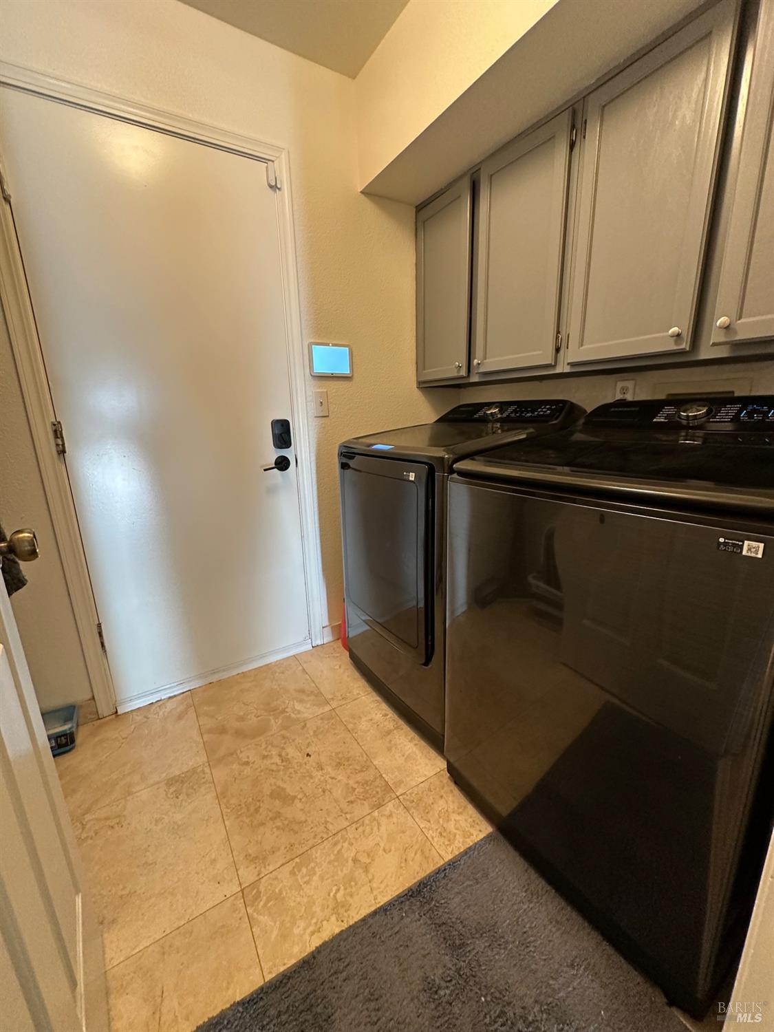 Detail Gallery Image 47 of 57 For 2472 Vista Grande Unkn, Fairfield,  CA 94534 - 5 Beds | 3 Baths