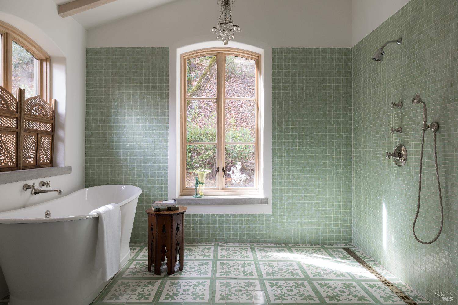 Detail Gallery Image 20 of 51 For 6640 Sonoma Mountain Rd, Santa Rosa,  CA 95404 - 4 Beds | 3/1 Baths