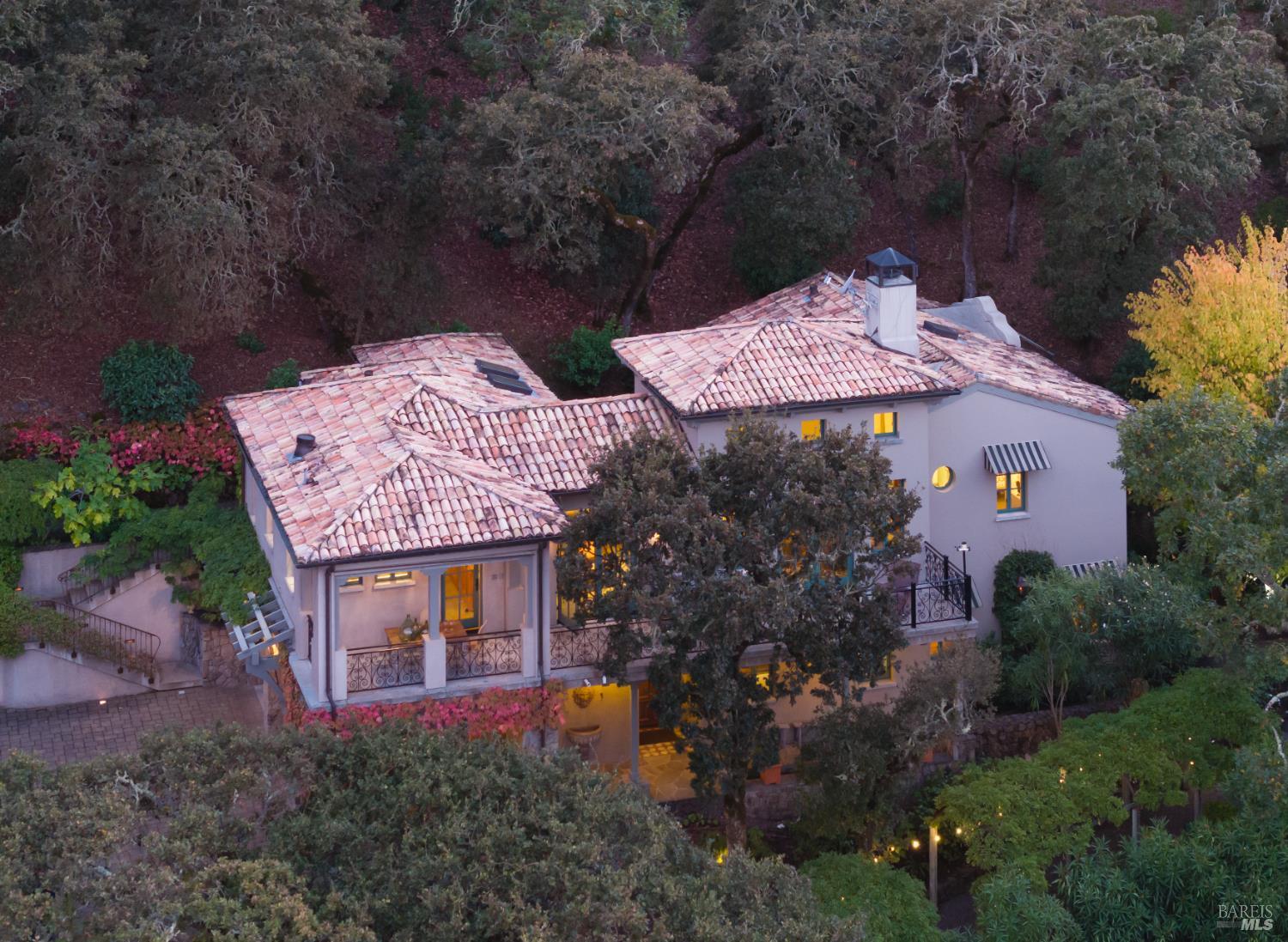 Detail Gallery Image 5 of 51 For 6640 Sonoma Mountain Rd, Santa Rosa,  CA 95404 - 4 Beds | 3/1 Baths