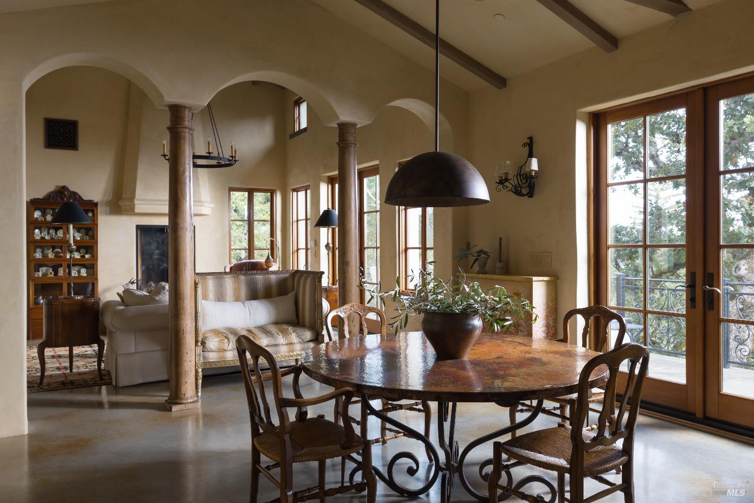 Detail Gallery Image 13 of 51 For 6640 Sonoma Mountain Rd, Santa Rosa,  CA 95404 - 4 Beds | 3/1 Baths