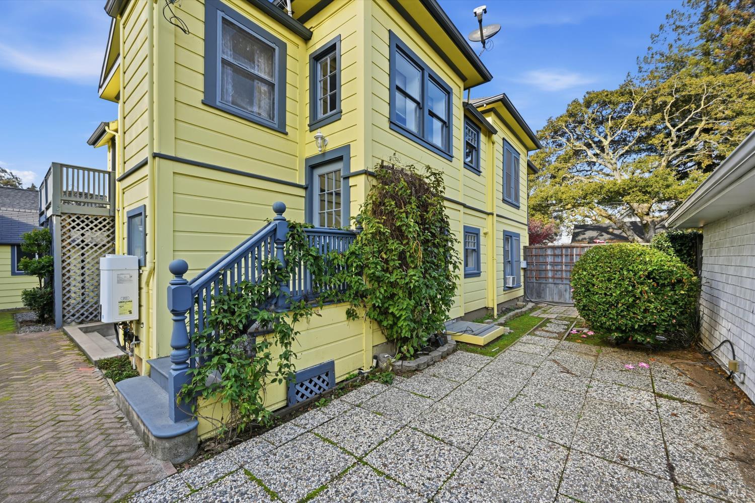 Detail Gallery Image 27 of 44 For 1421 Center St, Napa,  CA 94559 - 2 Beds | 2 Baths