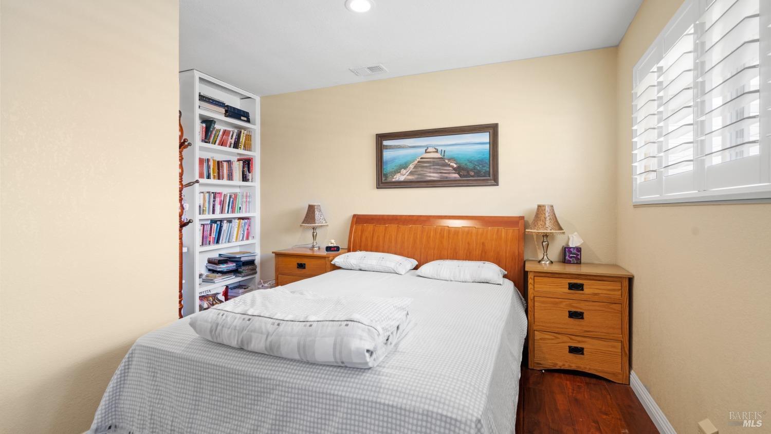 Detail Gallery Image 27 of 36 For 214 Arrowhead Dr, Vacaville,  CA 95687 - 4 Beds | 2 Baths