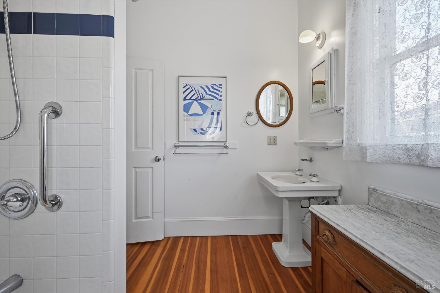 Detail Gallery Image 16 of 44 For 1421 Center St, Napa,  CA 94559 - 2 Beds | 2 Baths