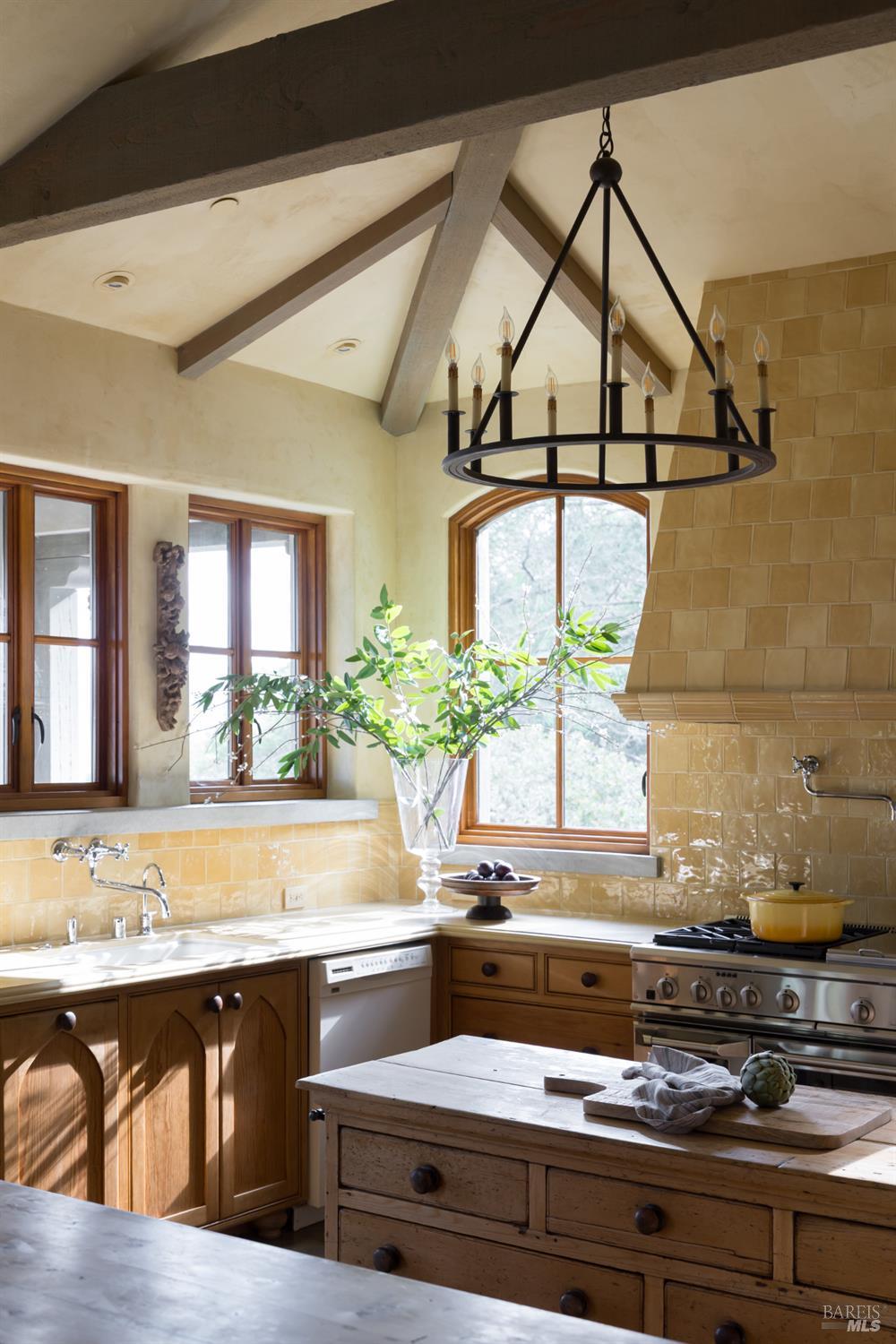 Detail Gallery Image 16 of 51 For 6640 Sonoma Mountain Rd, Santa Rosa,  CA 95404 - 4 Beds | 3/1 Baths