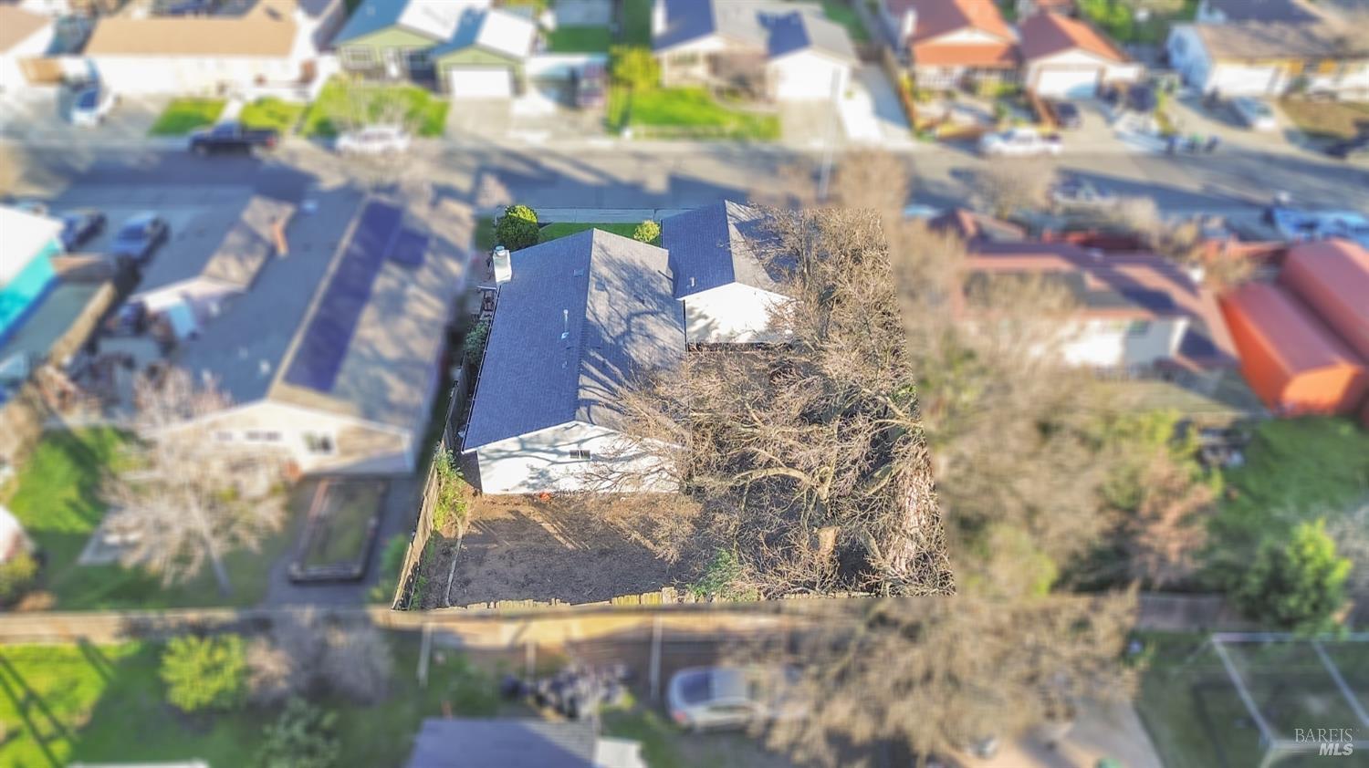 Detail Gallery Image 28 of 30 For 1312 Phillip Way, Suisun City,  CA 94585 - 4 Beds | 2 Baths