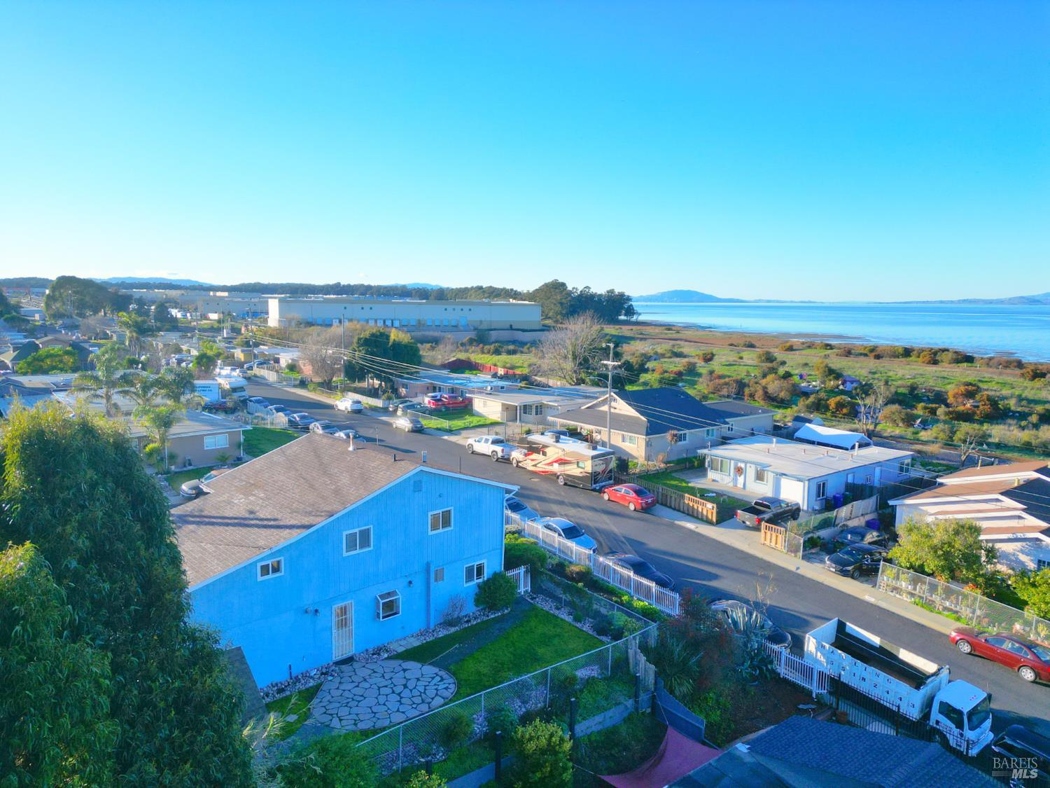 Detail Gallery Image 8 of 50 For 465 Linda Dr, San Pablo,  CA 94806 - 4 Beds | 2 Baths