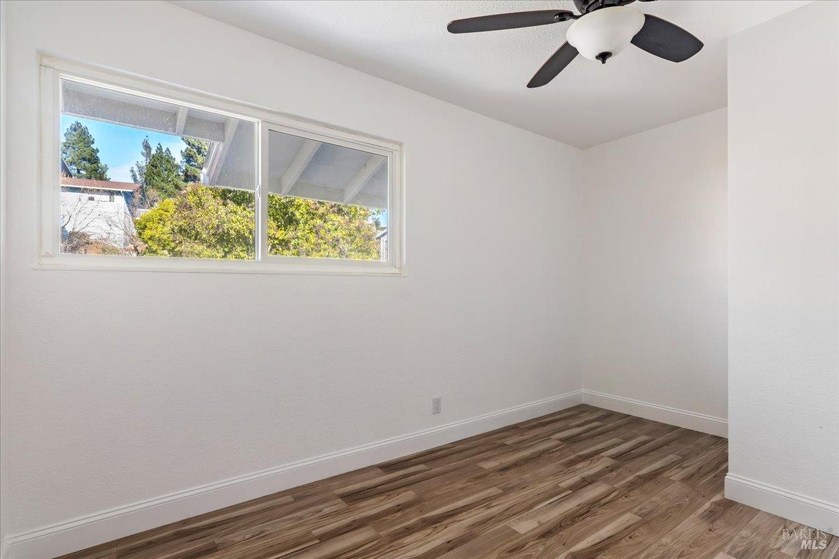 Detail Gallery Image 24 of 30 For 100 Sunset Cir #68,  Benicia,  CA 94510 - 3 Beds | 1/1 Baths