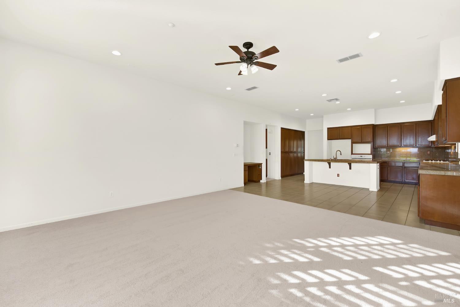 Detail Gallery Image 36 of 85 For 6 Goldeneye Ct, American Canyon,  CA 94503 - 4 Beds | 2 Baths