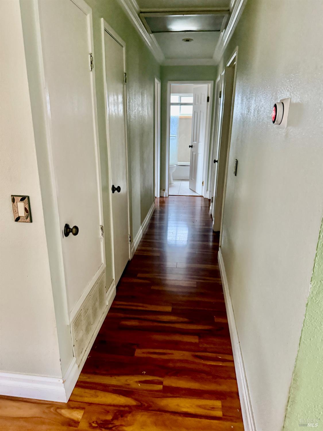 Detail Gallery Image 8 of 38 For 214 Albany Ave, Vacaville,  CA 95687 - 3 Beds | 2 Baths