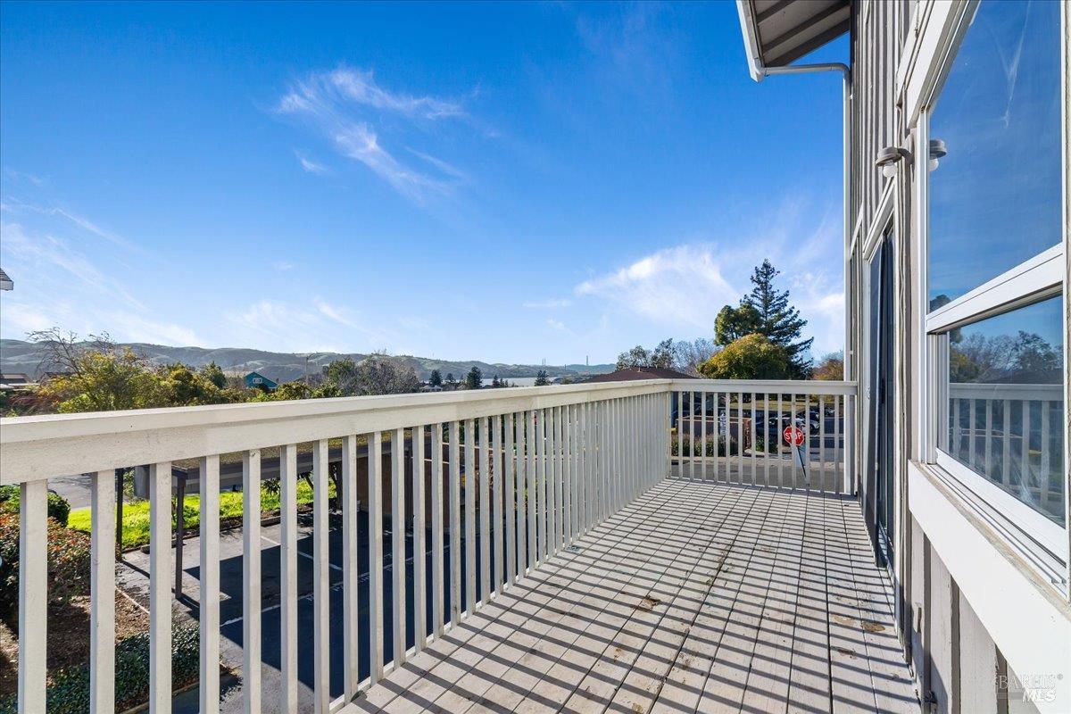 Detail Gallery Image 26 of 30 For 100 Sunset Cir #68,  Benicia,  CA 94510 - 3 Beds | 1/1 Baths