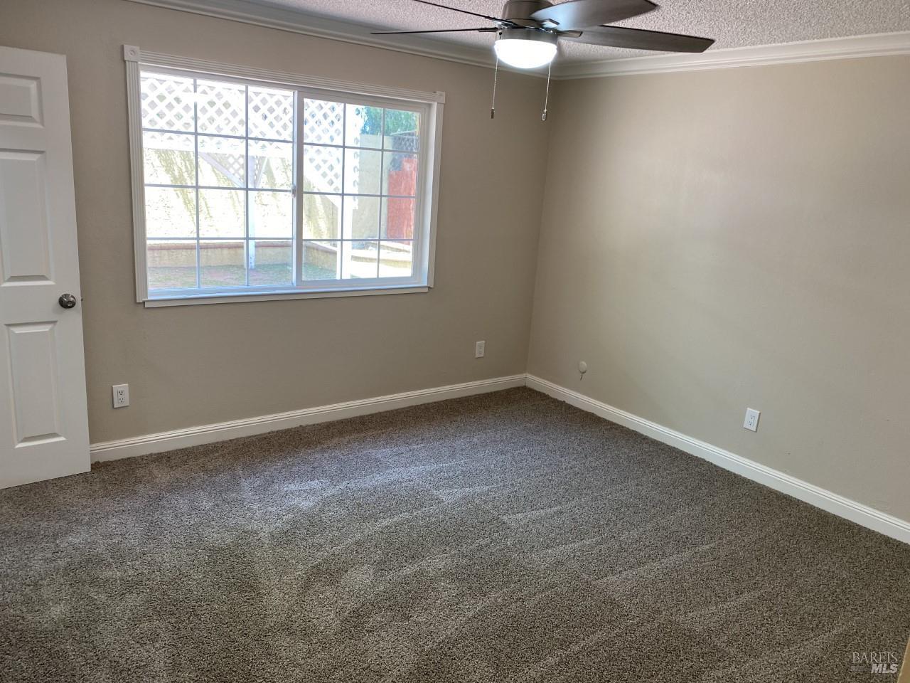 Detail Gallery Image 19 of 27 For 172 W Catamaran Cir, Pittsburg,  CA 94565 - 4 Beds | 2 Baths