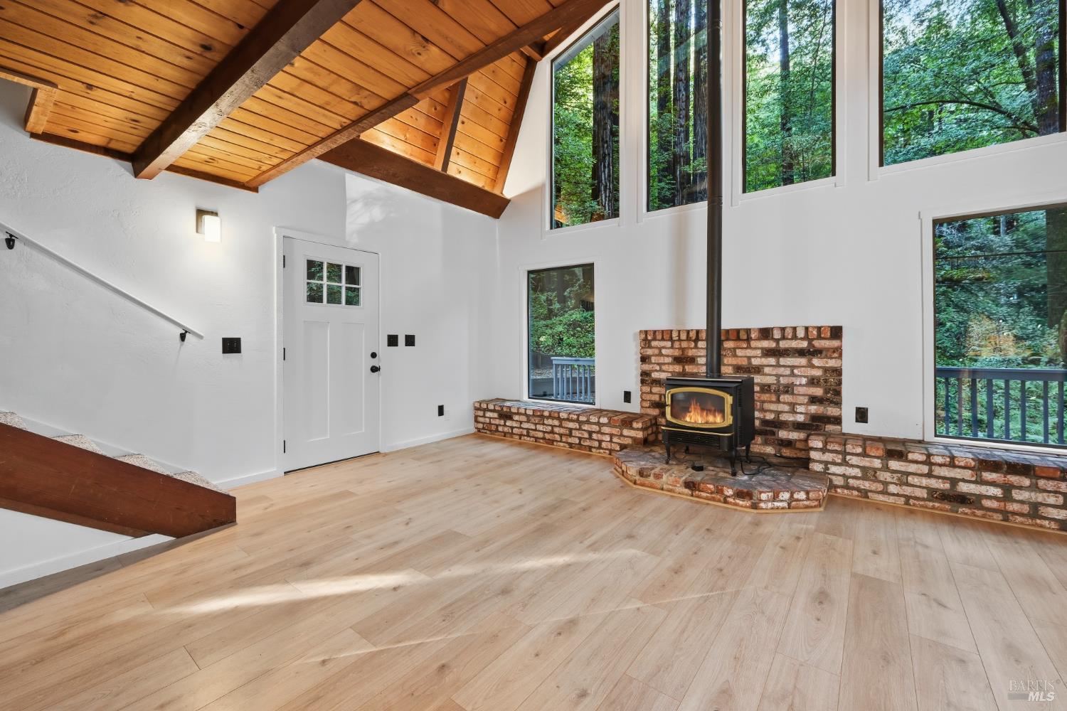 Detail Gallery Image 2 of 21 For 55 Silvia Dr, Cazadero,  CA 95421 - 2 Beds | 2 Baths