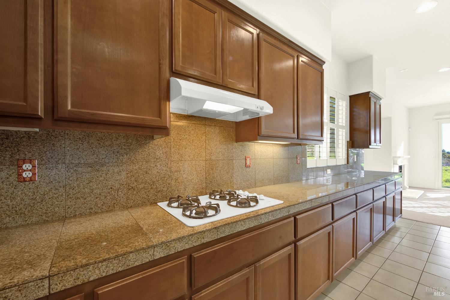 Detail Gallery Image 26 of 85 For 6 Goldeneye Ct, American Canyon,  CA 94503 - 4 Beds | 2 Baths