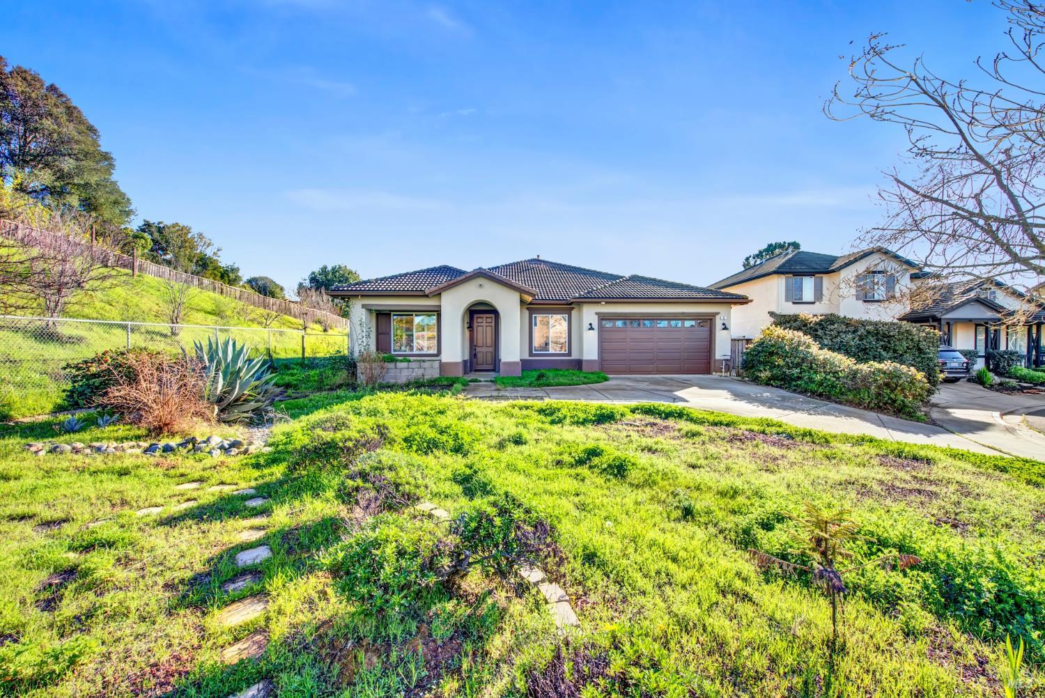 Detail Gallery Image 6 of 85 For 6 Goldeneye Ct, American Canyon,  CA 94503 - 4 Beds | 2 Baths