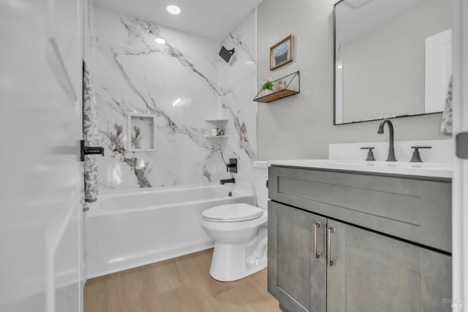 Detail Gallery Image 14 of 30 For 1312 Phillip Way, Suisun City,  CA 94585 - 4 Beds | 2 Baths