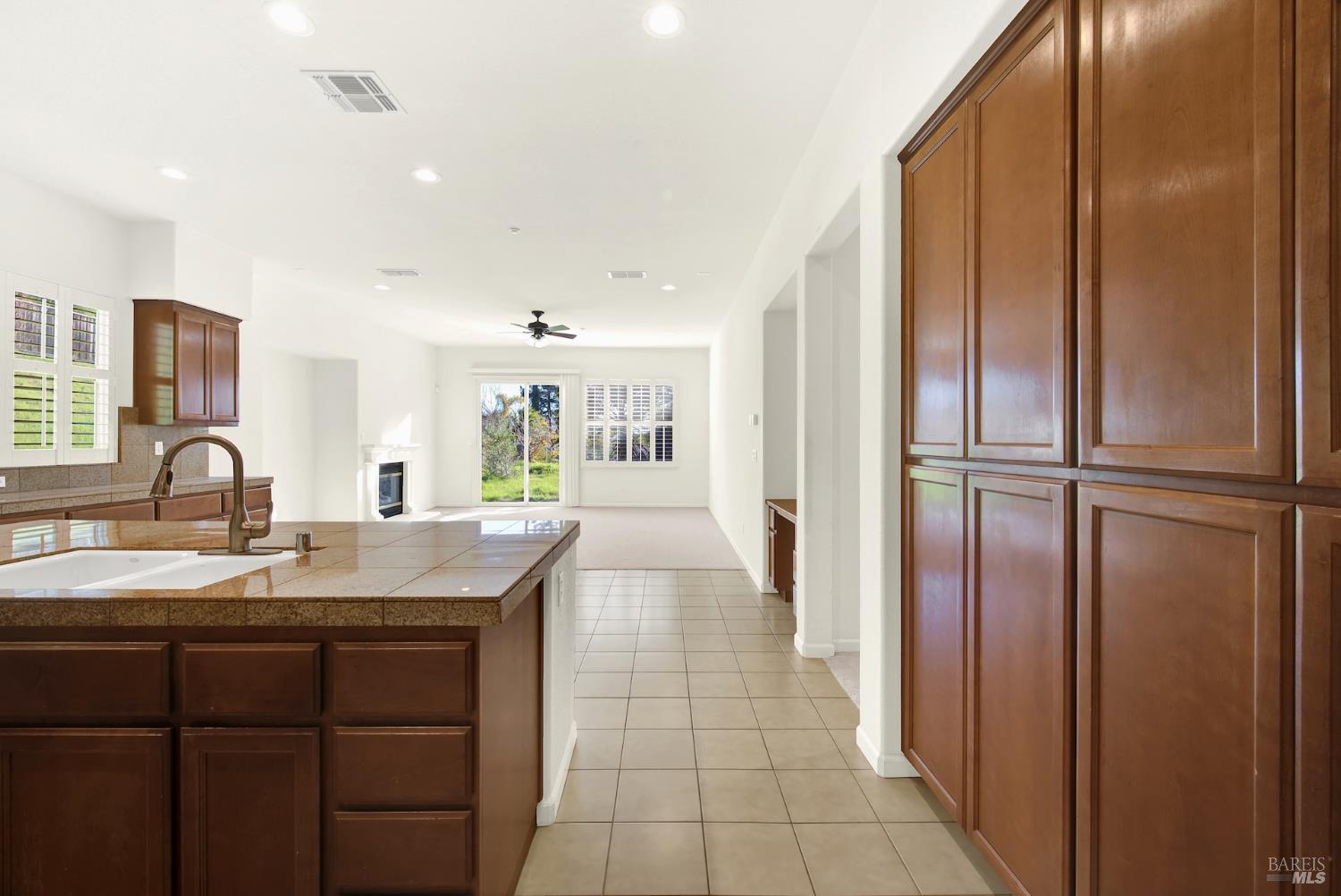 Detail Gallery Image 17 of 85 For 6 Goldeneye Ct, American Canyon,  CA 94503 - 4 Beds | 2 Baths