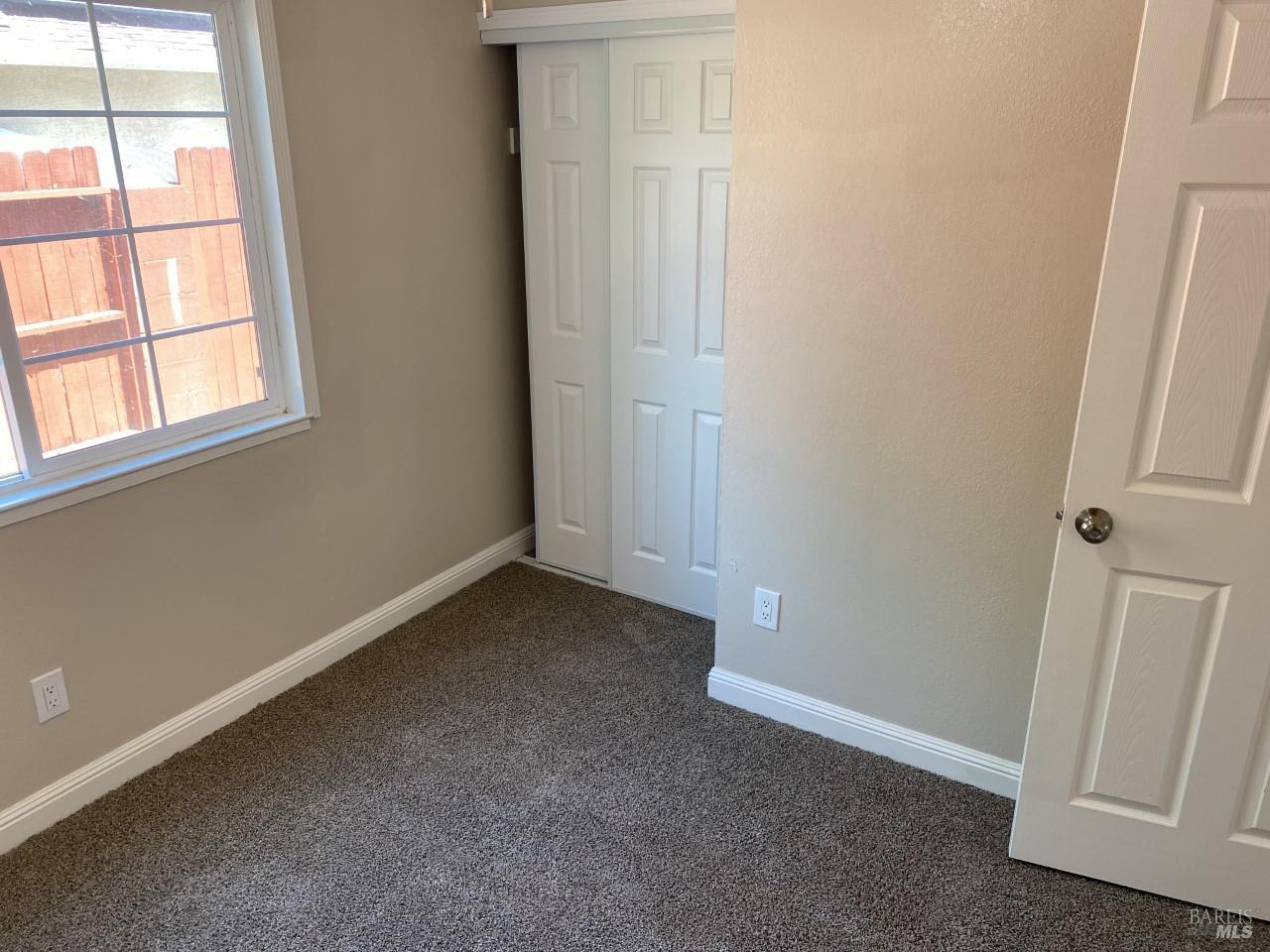 Detail Gallery Image 18 of 27 For 172 W Catamaran Cir, Pittsburg,  CA 94565 - 4 Beds | 2 Baths