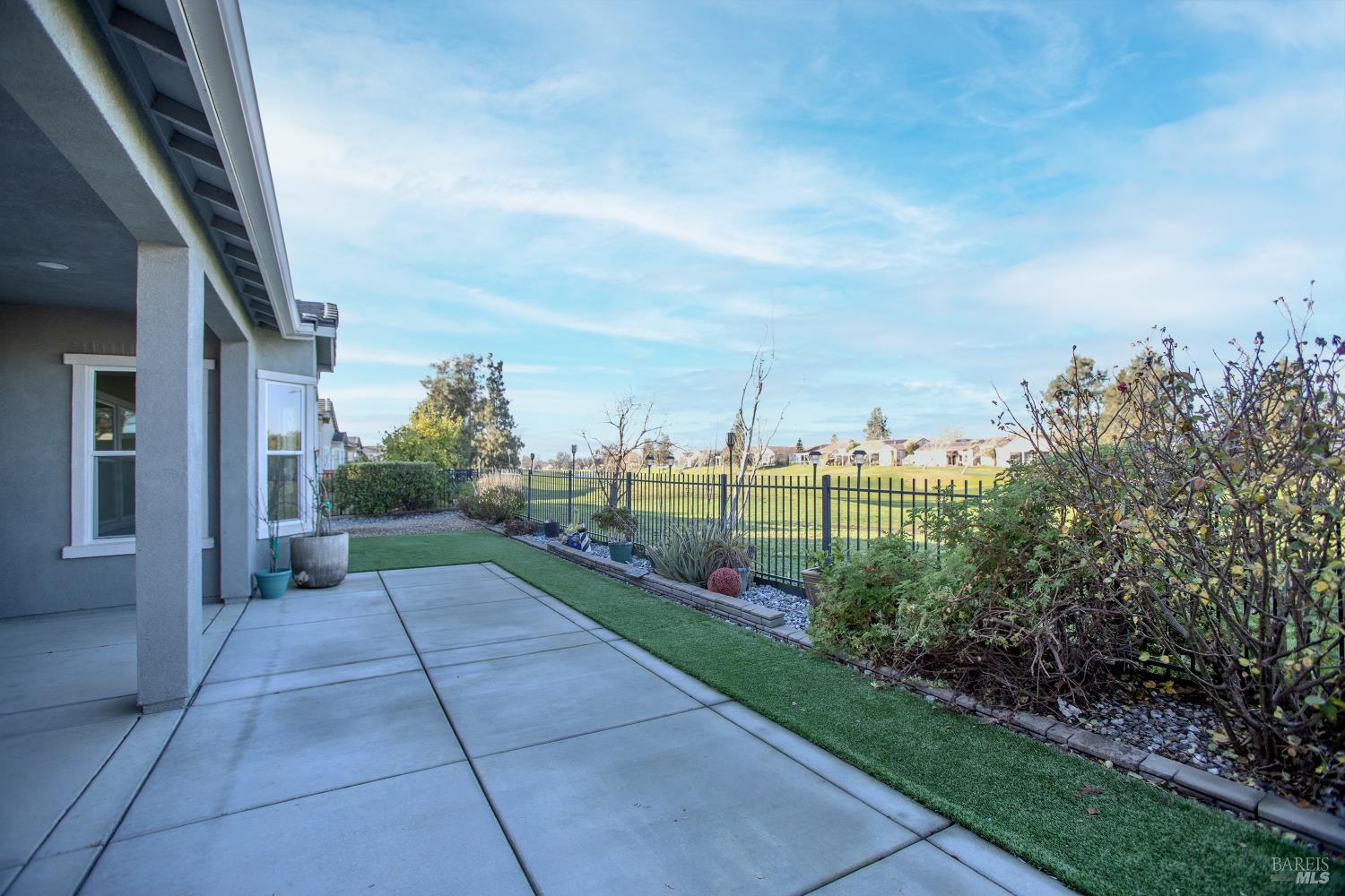 Detail Gallery Image 40 of 46 For 437 Waterwood Dr, Rio Vista,  CA 94571 - 2 Beds | 2 Baths