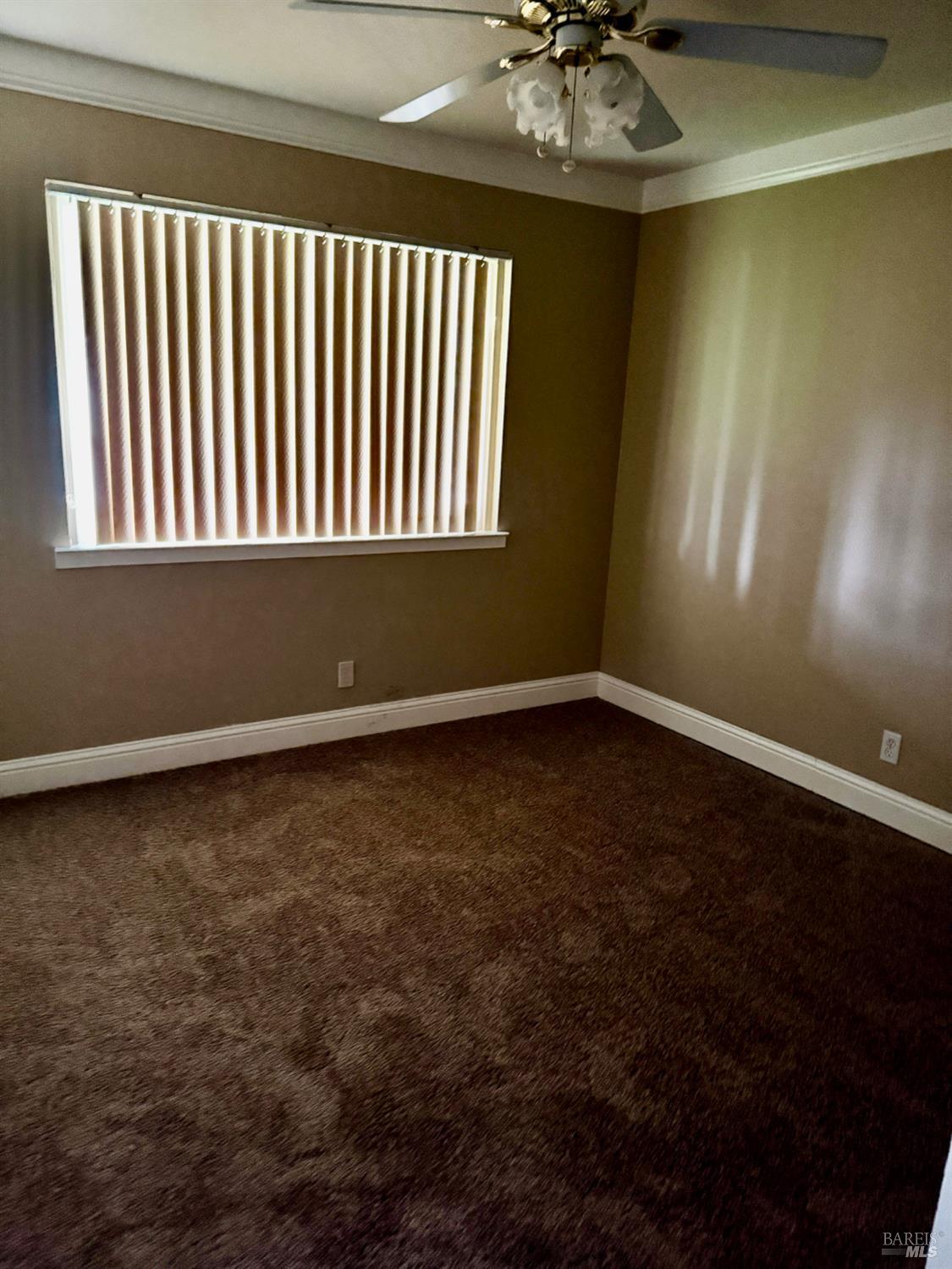 Detail Gallery Image 27 of 38 For 214 Albany Ave, Vacaville,  CA 95687 - 3 Beds | 2 Baths