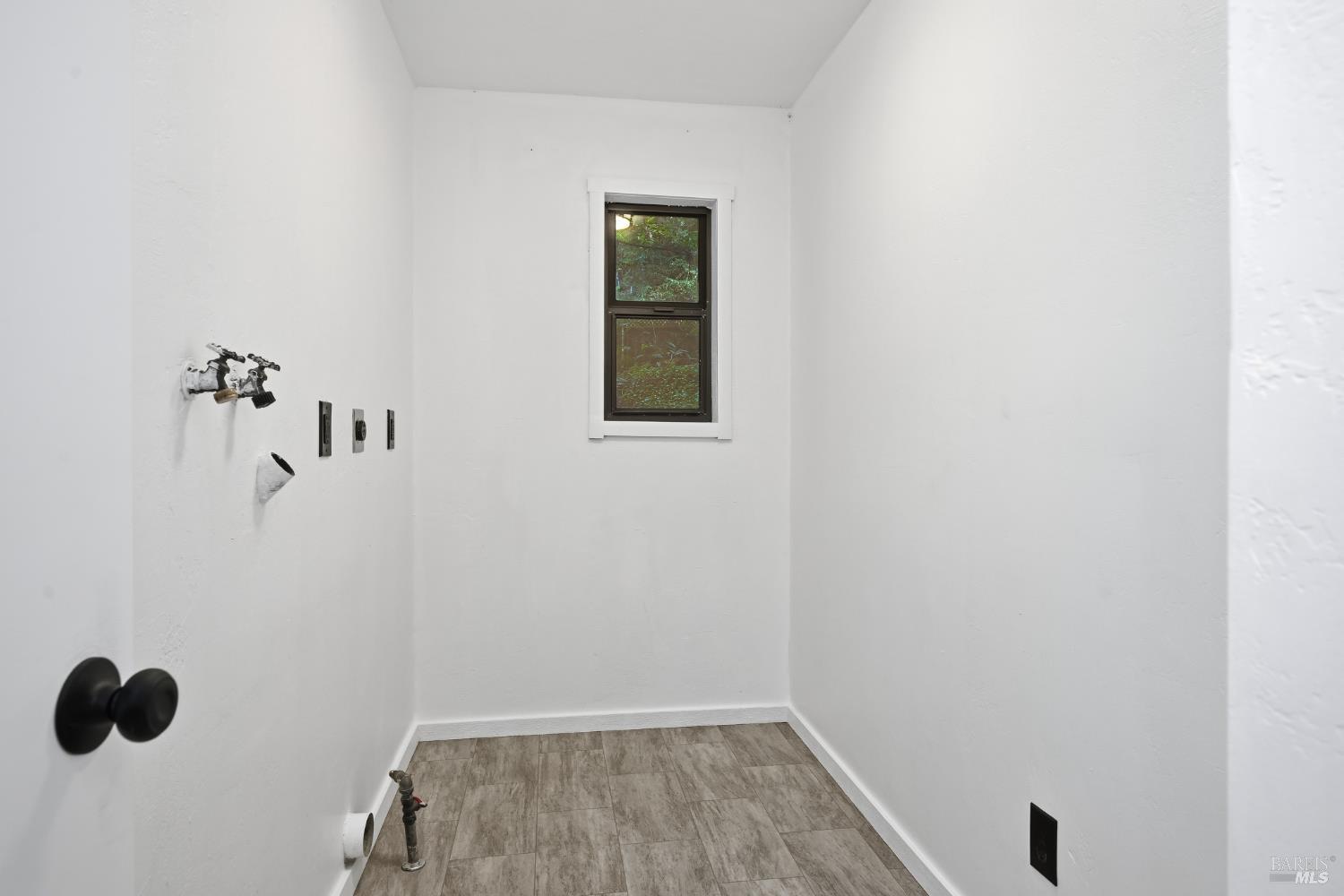 Detail Gallery Image 10 of 21 For 55 Silvia Dr, Cazadero,  CA 95421 - 2 Beds | 2 Baths