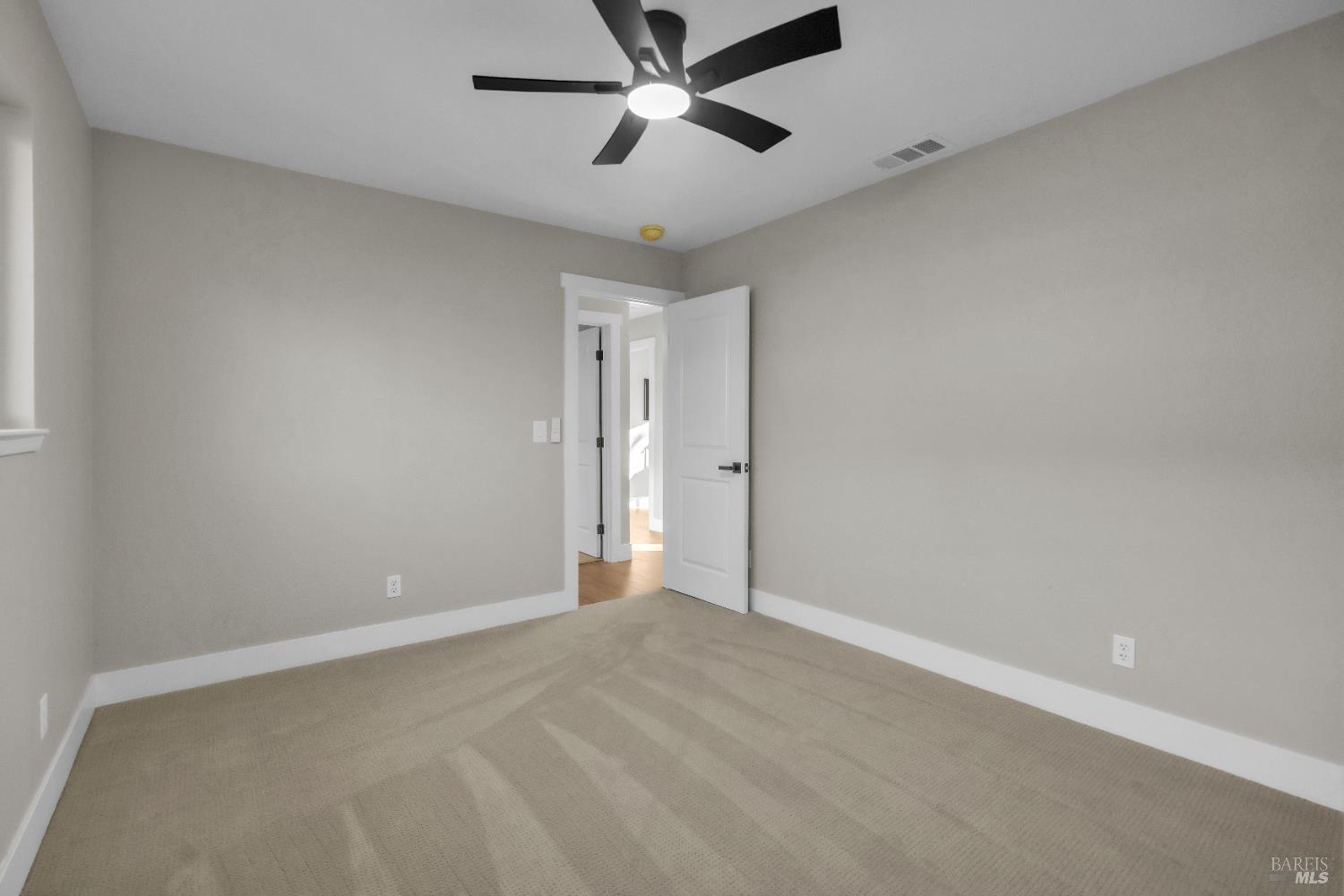 Detail Gallery Image 20 of 30 For 1312 Phillip Way, Suisun City,  CA 94585 - 4 Beds | 2 Baths