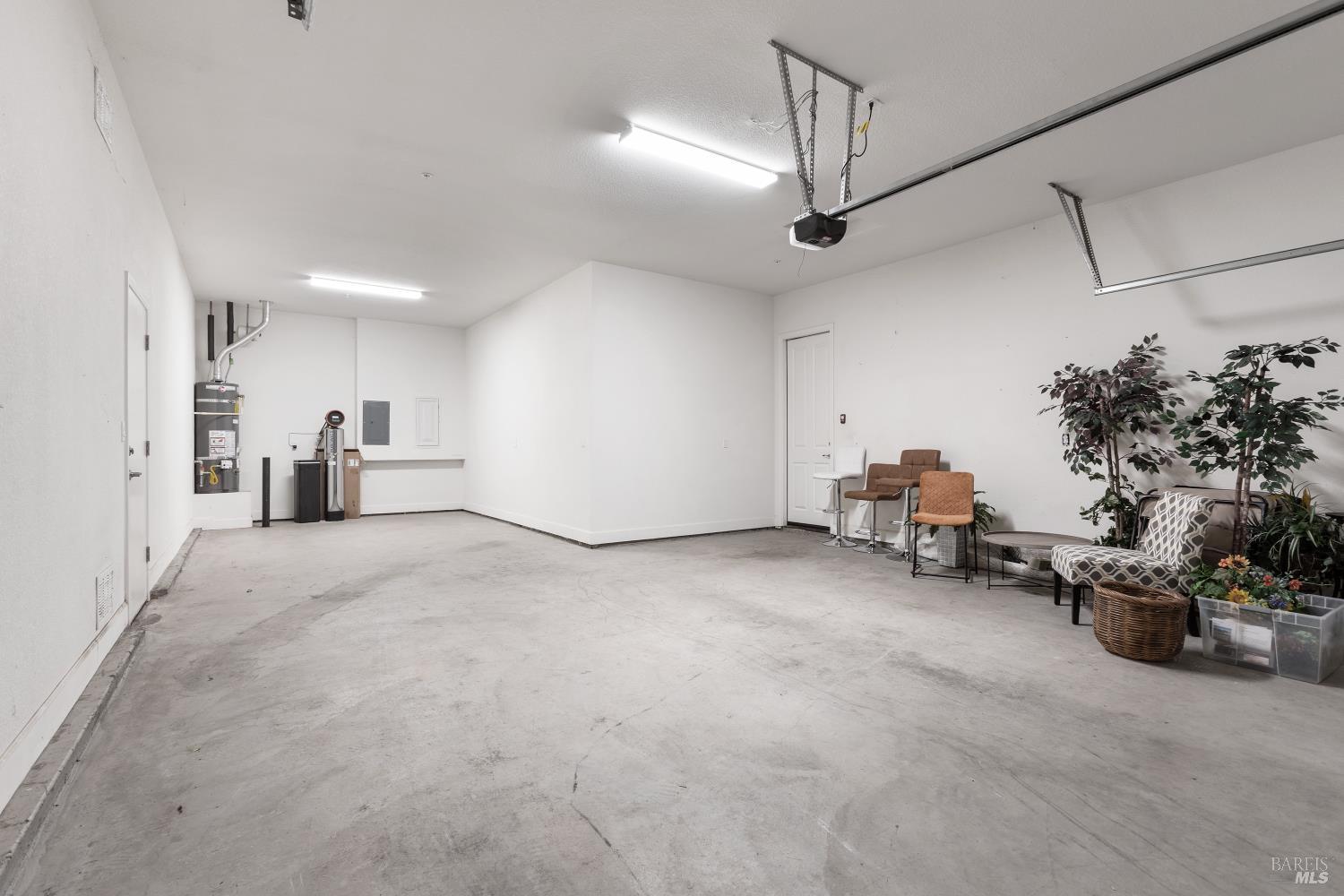 Detail Gallery Image 34 of 46 For 437 Waterwood Dr, Rio Vista,  CA 94571 - 2 Beds | 2 Baths