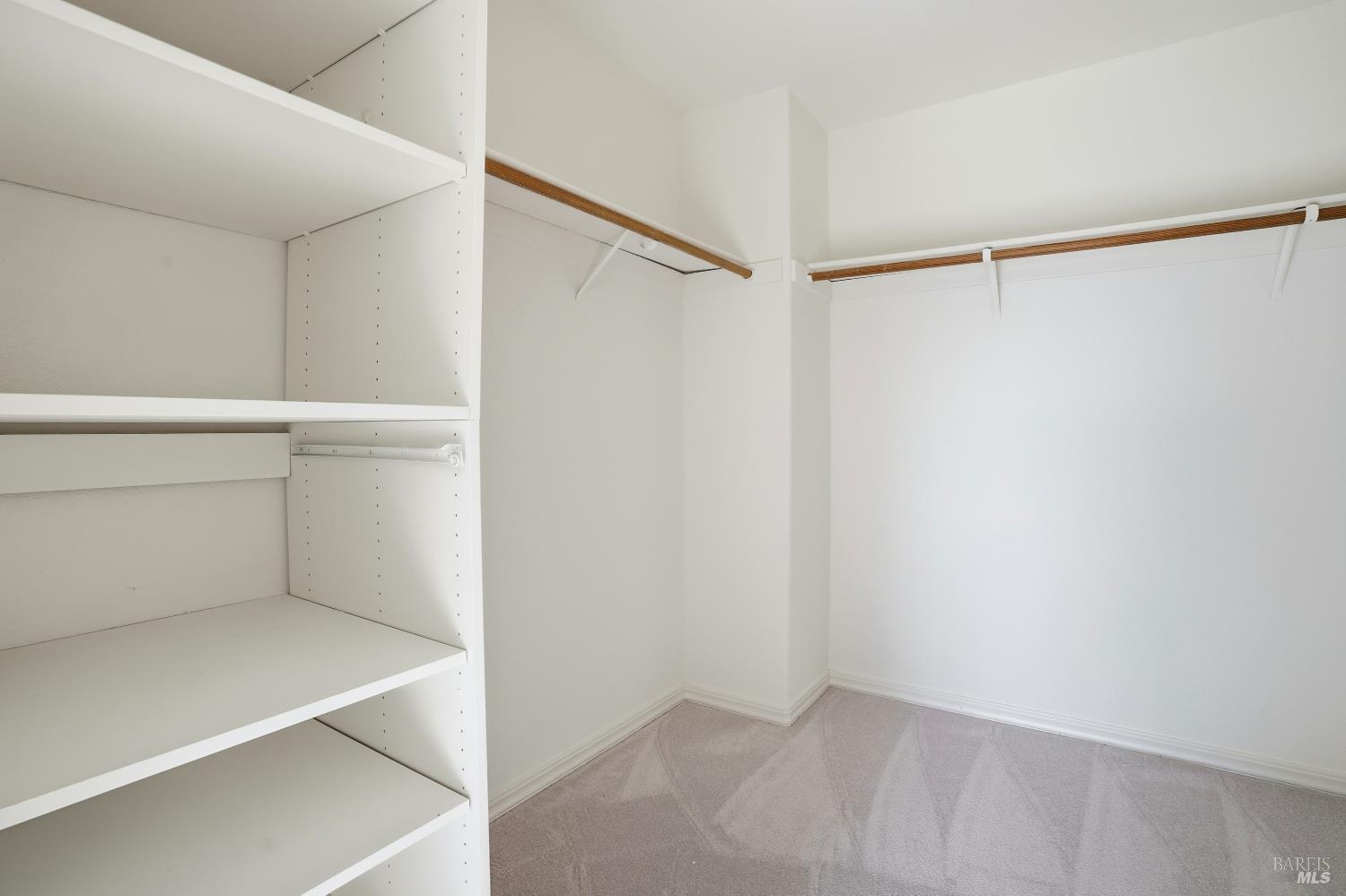 Detail Gallery Image 21 of 32 For 1997 Rainier Cir, Petaluma,  CA 94954 - 3 Beds | 2/1 Baths