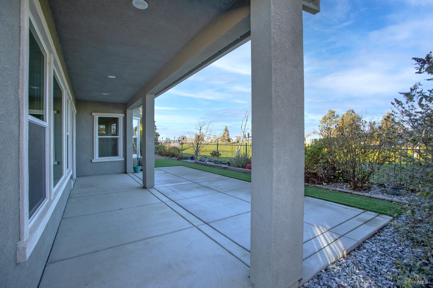 Detail Gallery Image 39 of 46 For 437 Waterwood Dr, Rio Vista,  CA 94571 - 2 Beds | 2 Baths