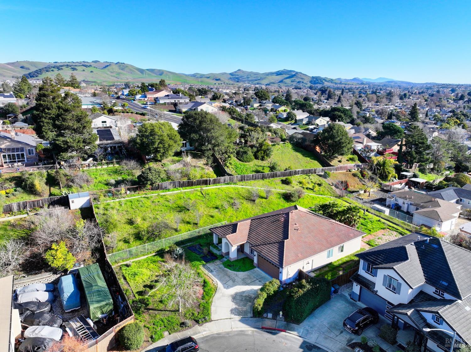 Detail Gallery Image 3 of 85 For 6 Goldeneye Ct, American Canyon,  CA 94503 - 4 Beds | 2 Baths