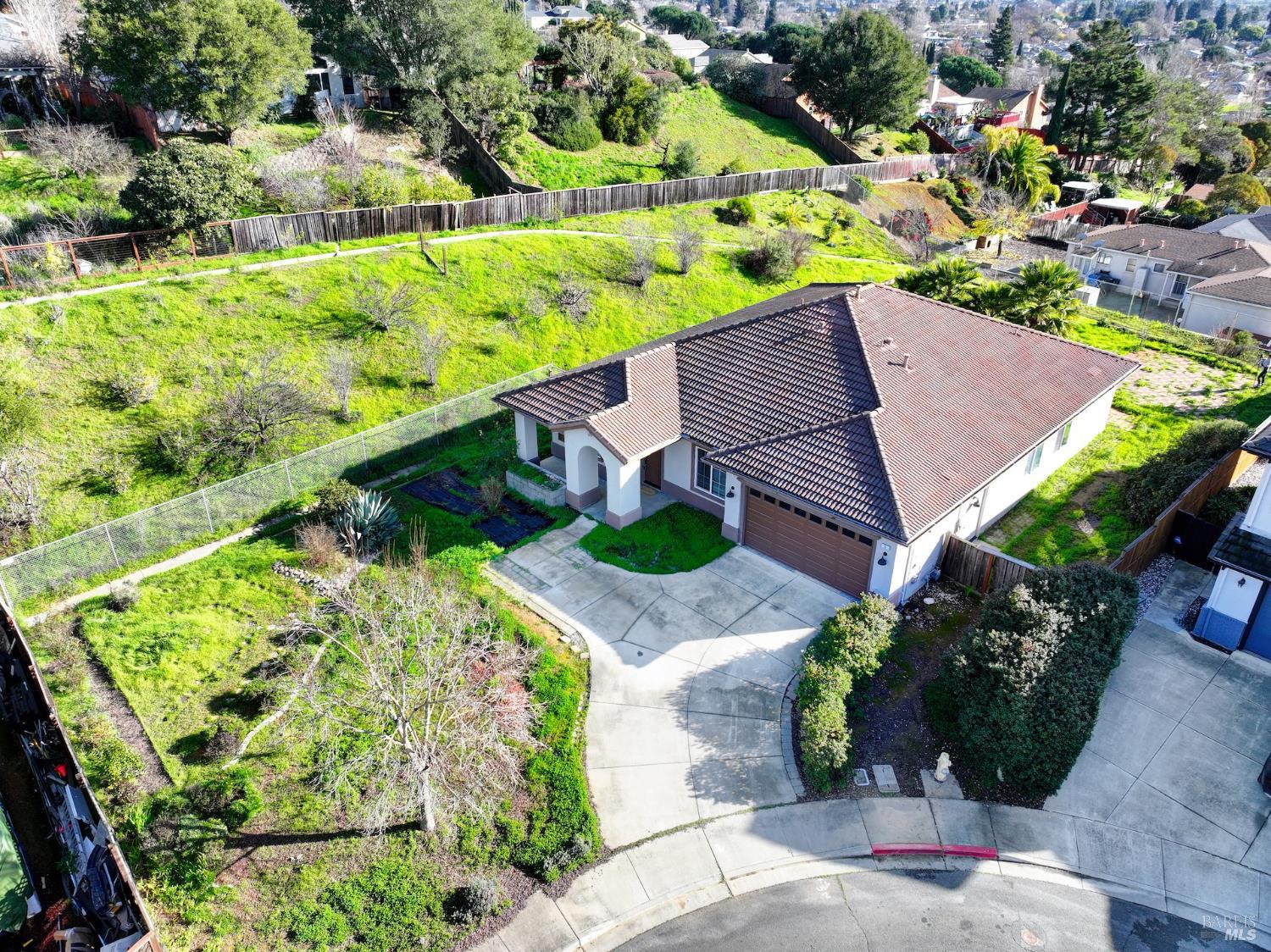 Detail Gallery Image 2 of 85 For 6 Goldeneye Ct, American Canyon,  CA 94503 - 4 Beds | 2 Baths