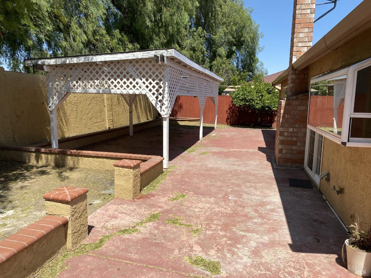 Detail Gallery Image 24 of 27 For 172 W Catamaran Cir, Pittsburg,  CA 94565 - 4 Beds | 2 Baths