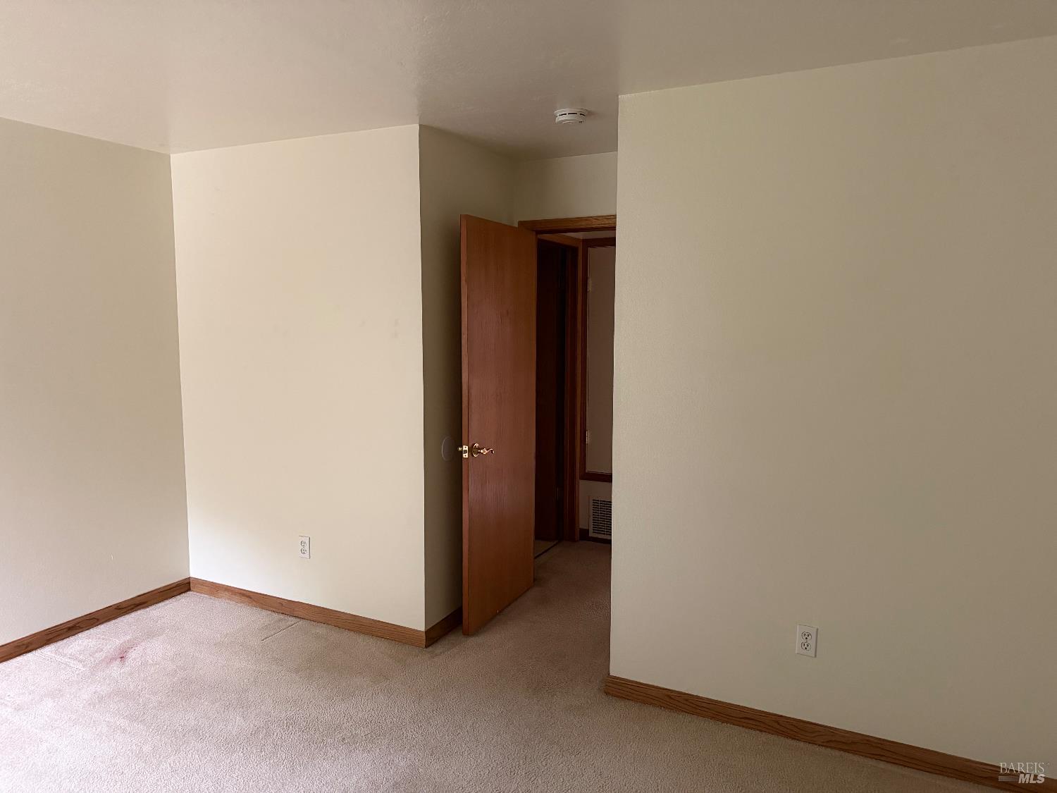 Detail Gallery Image 25 of 39 For 1964 Knolls Dr, Santa Rosa,  CA 95405 - 2 Beds | 1/1 Baths