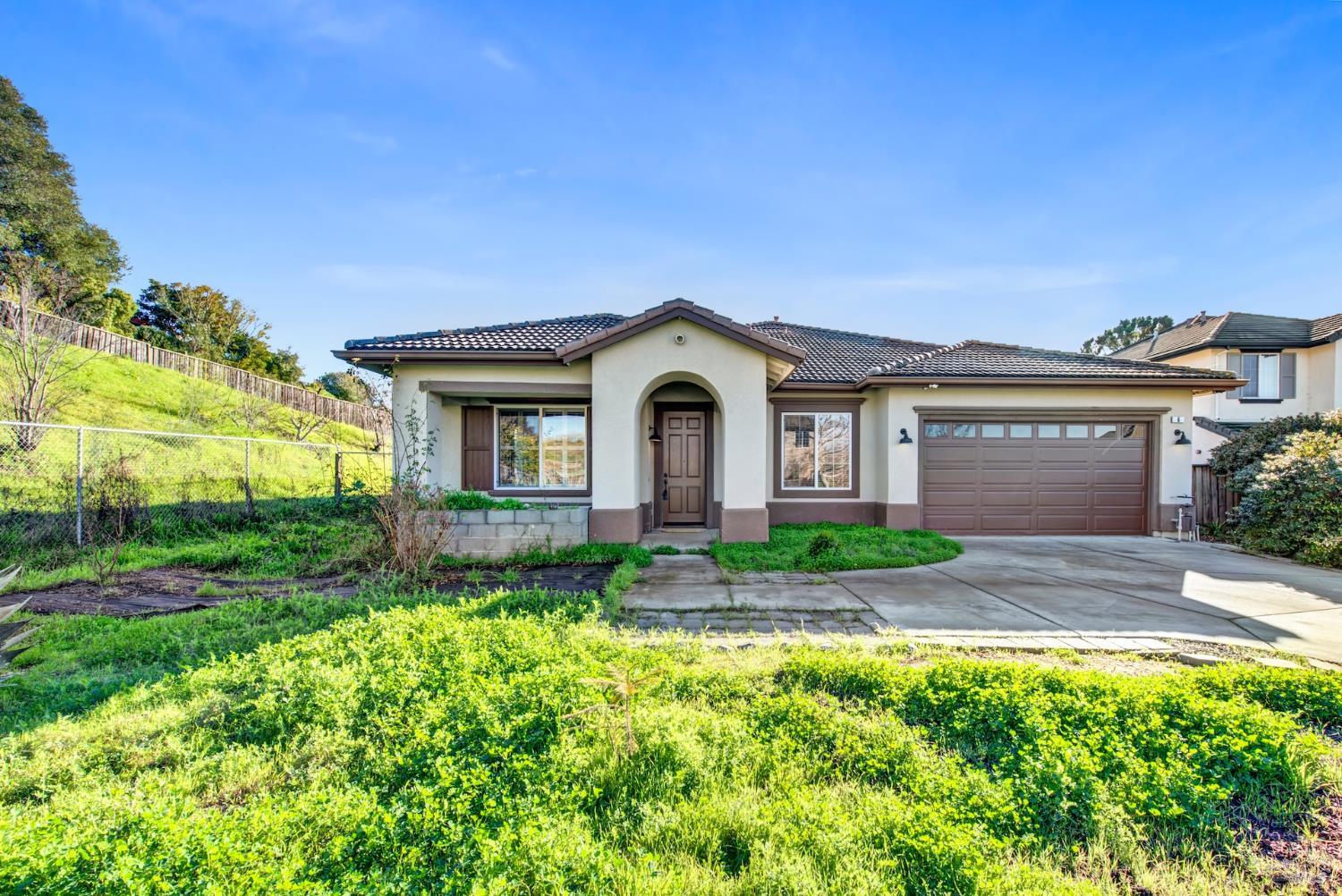 Detail Gallery Image 4 of 85 For 6 Goldeneye Ct, American Canyon,  CA 94503 - 4 Beds | 2 Baths