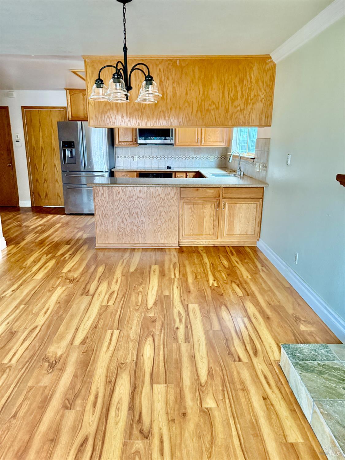 Detail Gallery Image 11 of 38 For 214 Albany Ave, Vacaville,  CA 95687 - 3 Beds | 2 Baths