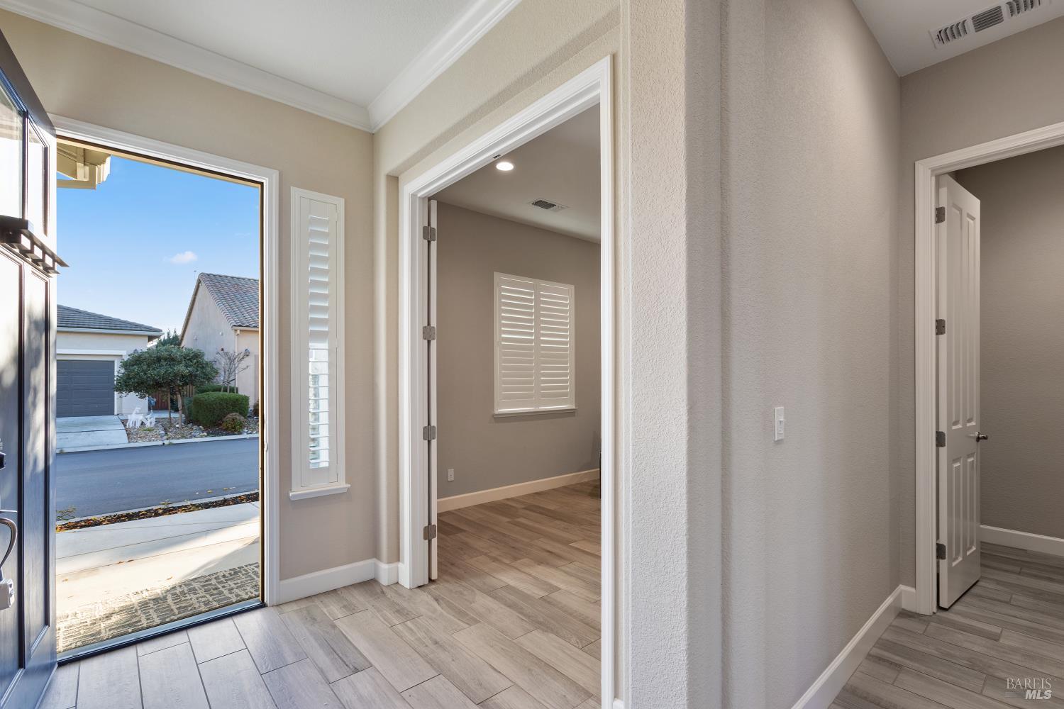 Detail Gallery Image 5 of 46 For 437 Waterwood Dr, Rio Vista,  CA 94571 - 2 Beds | 2 Baths