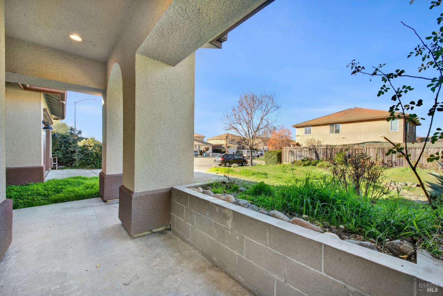 Detail Gallery Image 9 of 85 For 6 Goldeneye Ct, American Canyon,  CA 94503 - 4 Beds | 2 Baths