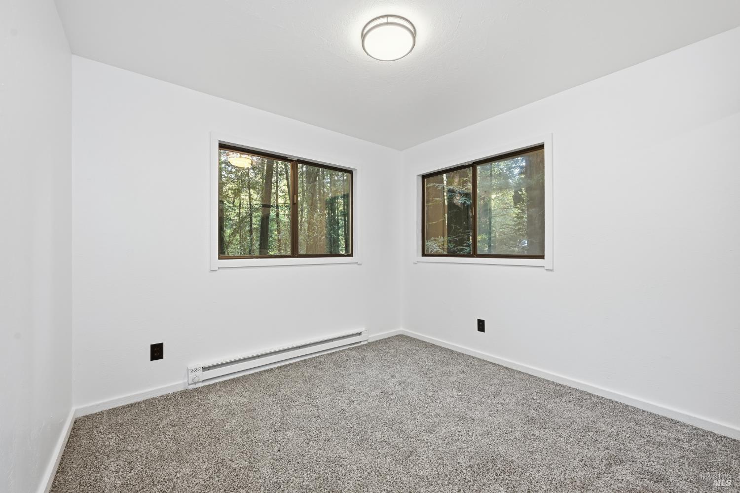 Detail Gallery Image 8 of 21 For 55 Silvia Dr, Cazadero,  CA 95421 - 2 Beds | 2 Baths