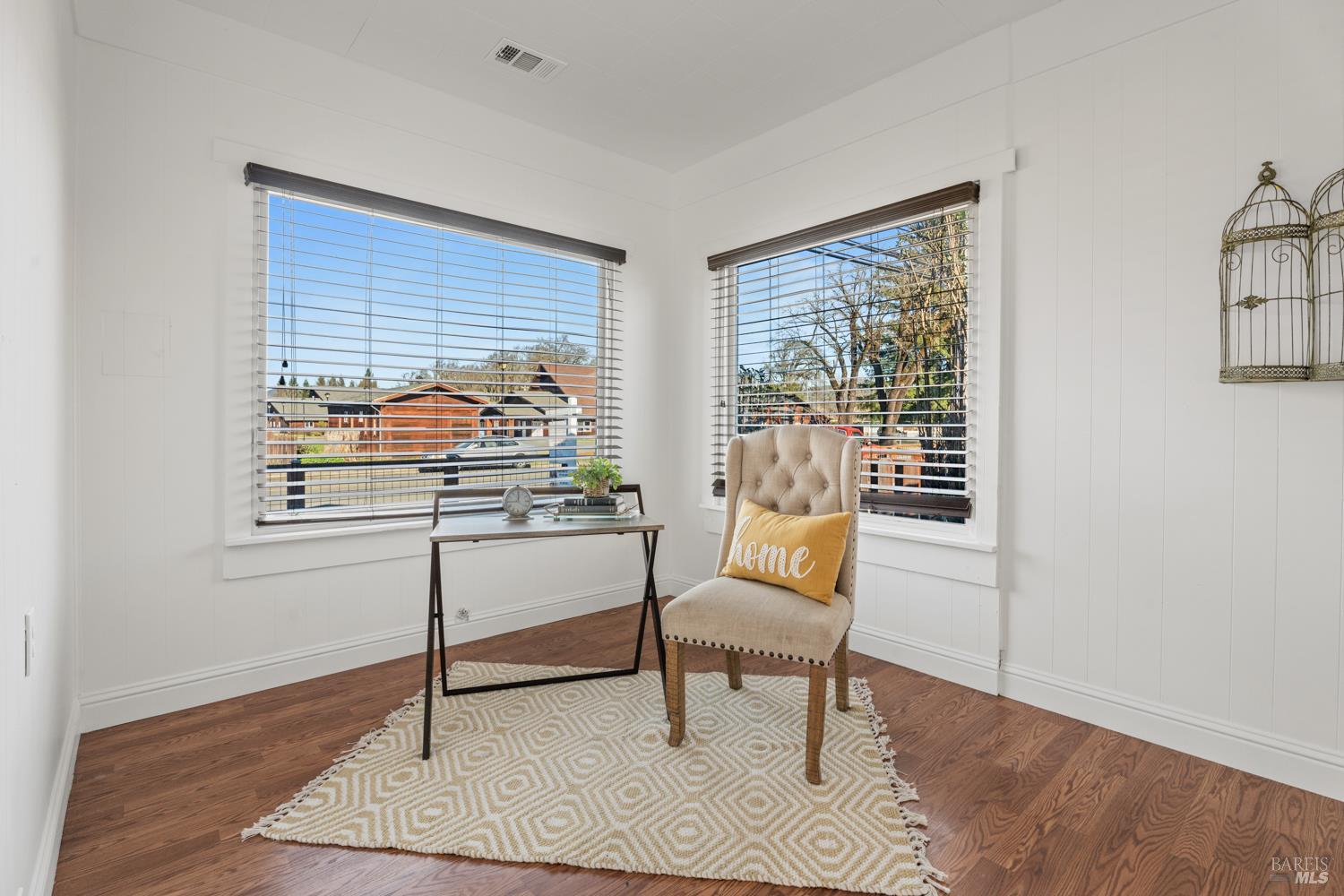 Detail Gallery Image 4 of 27 For 309 E Valley St, Willits,  CA 95490 - 3 Beds | 1 Baths