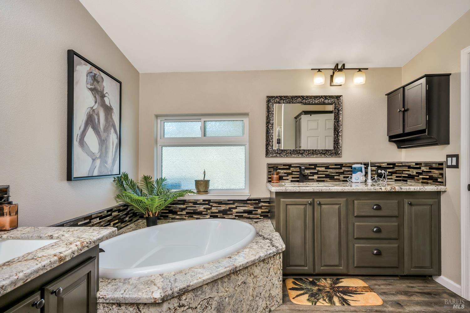 Detail Gallery Image 23 of 64 For 17432 Sendero Way, Lower Lake,  CA 95457 - 3 Beds | 2 Baths