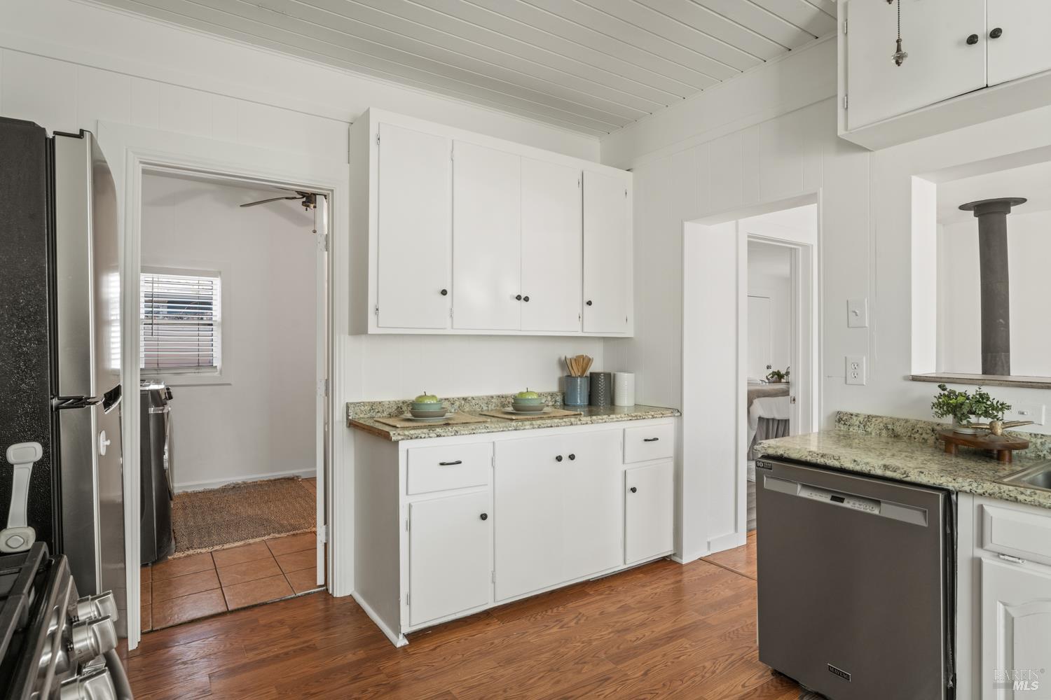 Detail Gallery Image 7 of 27 For 309 E Valley St, Willits,  CA 95490 - 3 Beds | 1 Baths