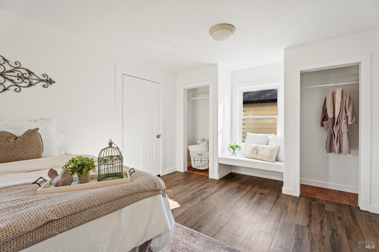 Detail Gallery Image 11 of 27 For 309 E Valley St, Willits,  CA 95490 - 3 Beds | 1 Baths