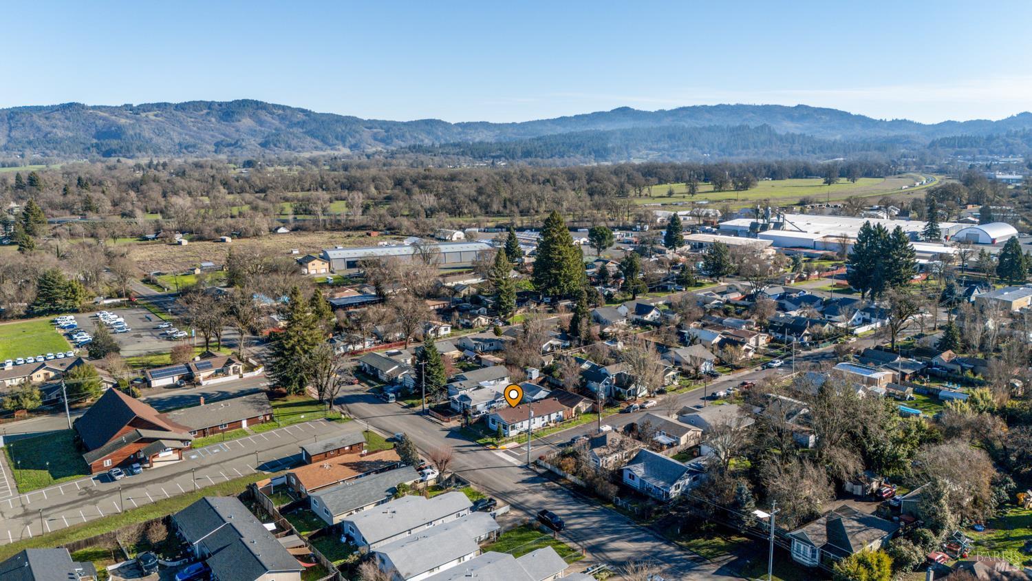 Detail Gallery Image 18 of 27 For 309 E Valley St, Willits,  CA 95490 - 3 Beds | 1 Baths