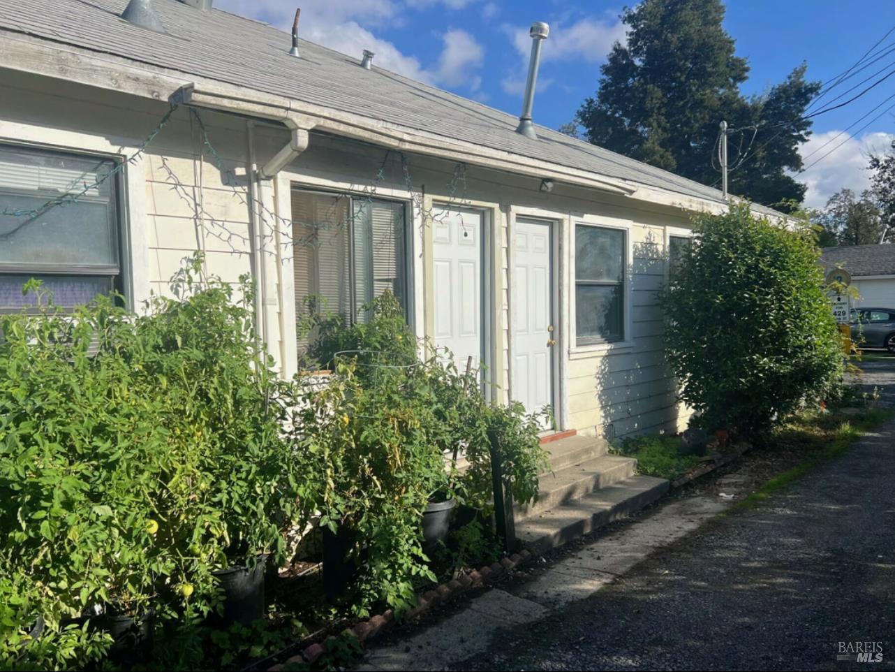 Detail Gallery Image 4 of 6 For 106 Sebastopol Ave, Santa Rosa,  CA 95407 - – Beds | – Baths