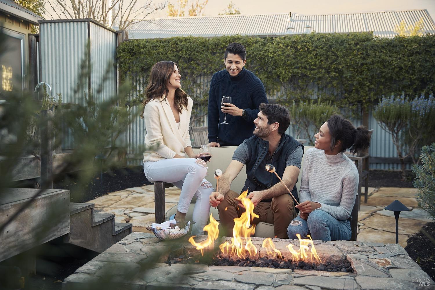 Detail Gallery Image 6 of 11 For 4048 Sonoma Hwy #66,  Napa,  CA 94558 - 2 Beds | 2/1 Baths