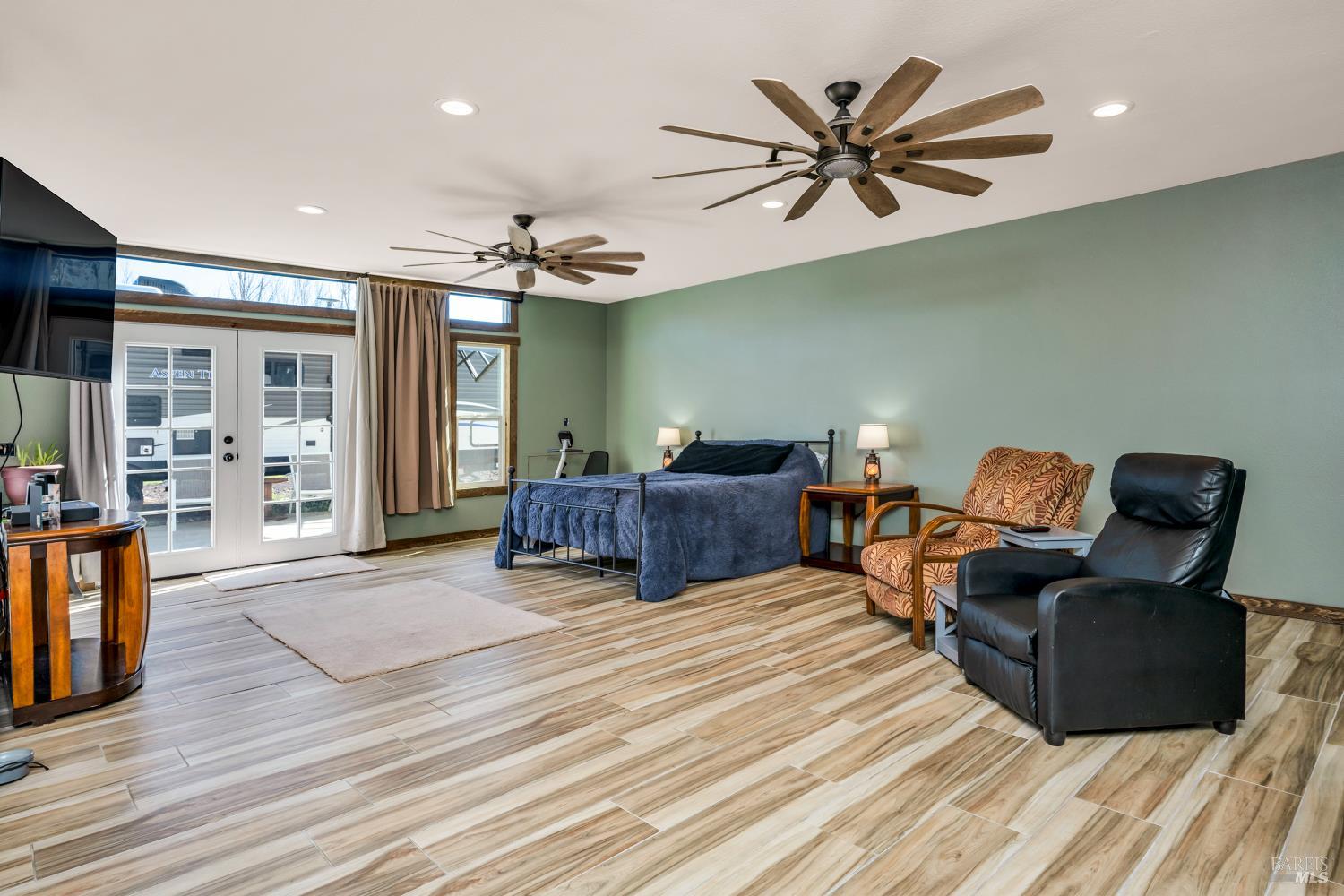 Detail Gallery Image 33 of 64 For 17432 Sendero Way, Lower Lake,  CA 95457 - 3 Beds | 2 Baths