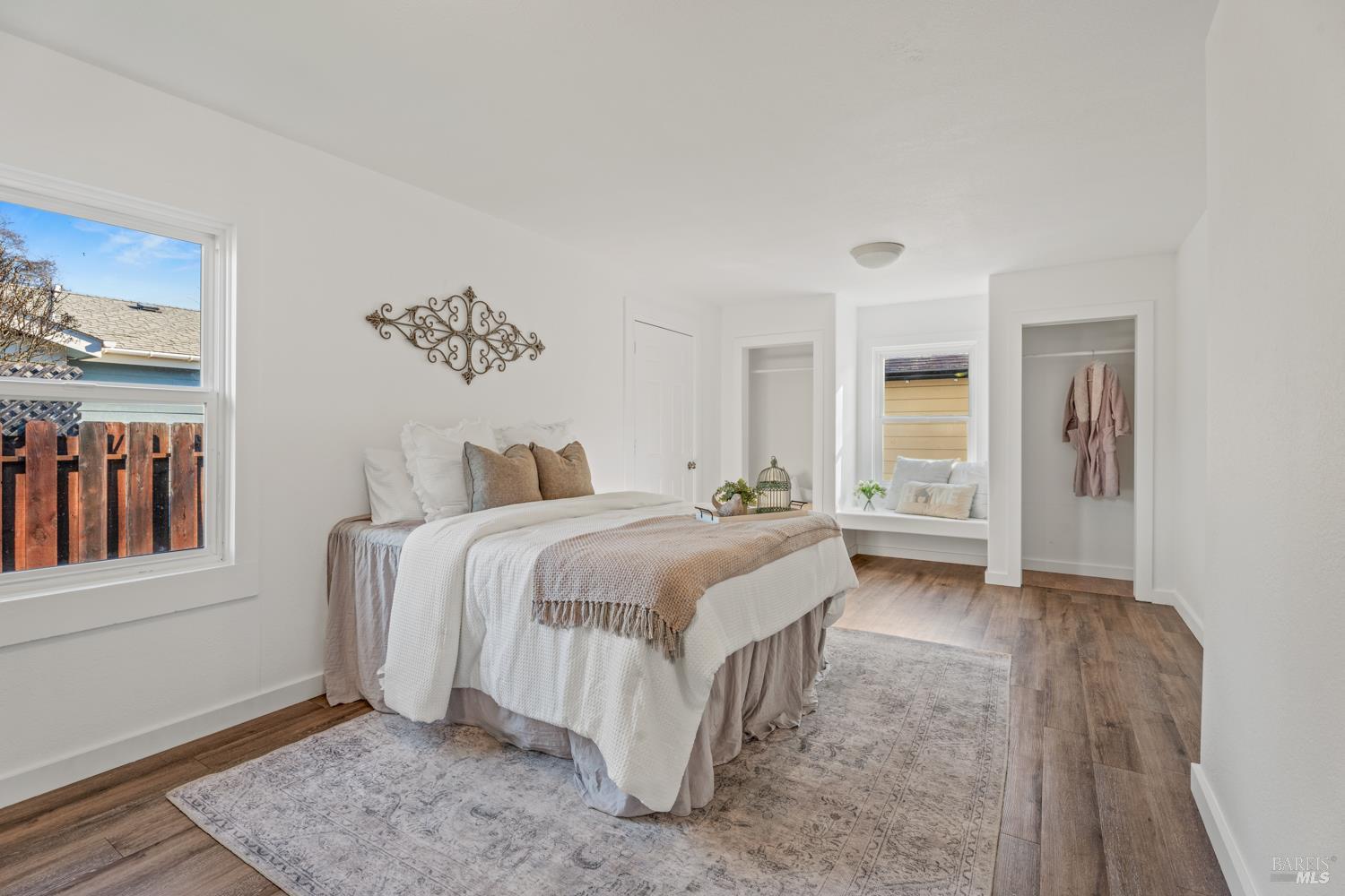 Detail Gallery Image 10 of 27 For 309 E Valley St, Willits,  CA 95490 - 3 Beds | 1 Baths