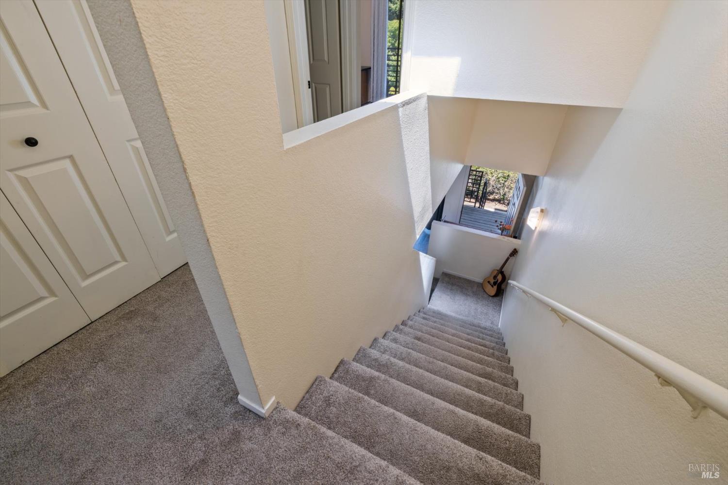 Detail Gallery Image 17 of 22 For 1198 Pear Tree Ln, Napa,  CA 94558 - 2 Beds | 2/1 Baths